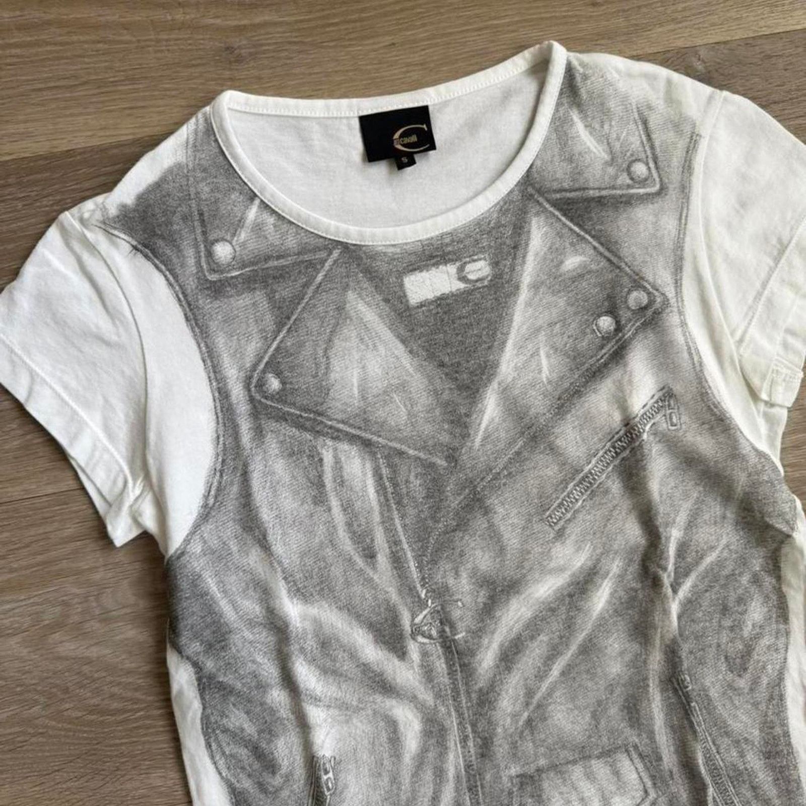 Just Cavalli Just Cavalli Trompe L'oeil Biker Jacket Print T-Shirt Size S / US 4 / IT 40 - 5 Thumbnail