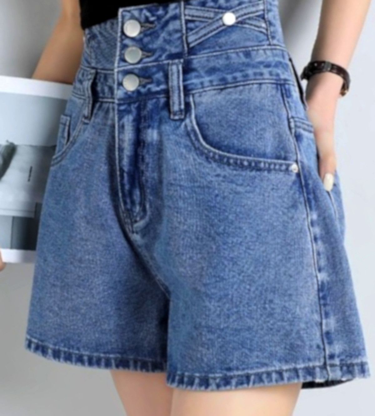 Designer × Japanese Brand × Vintage Stunning Vintage Buttony Wide Leg Washed Jeans Shorts Size 28" / US 6 / IT 42 - 3 Thumbnail