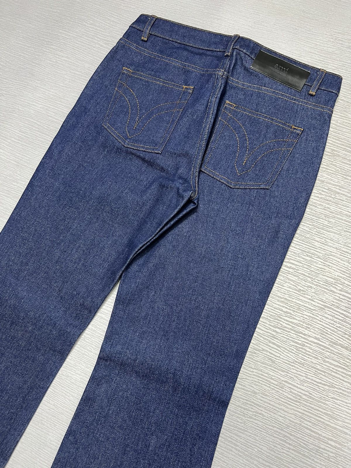 AMI AMI Paris - Mid Rise Flared Jeans Size US 27 - 8 Thumbnail