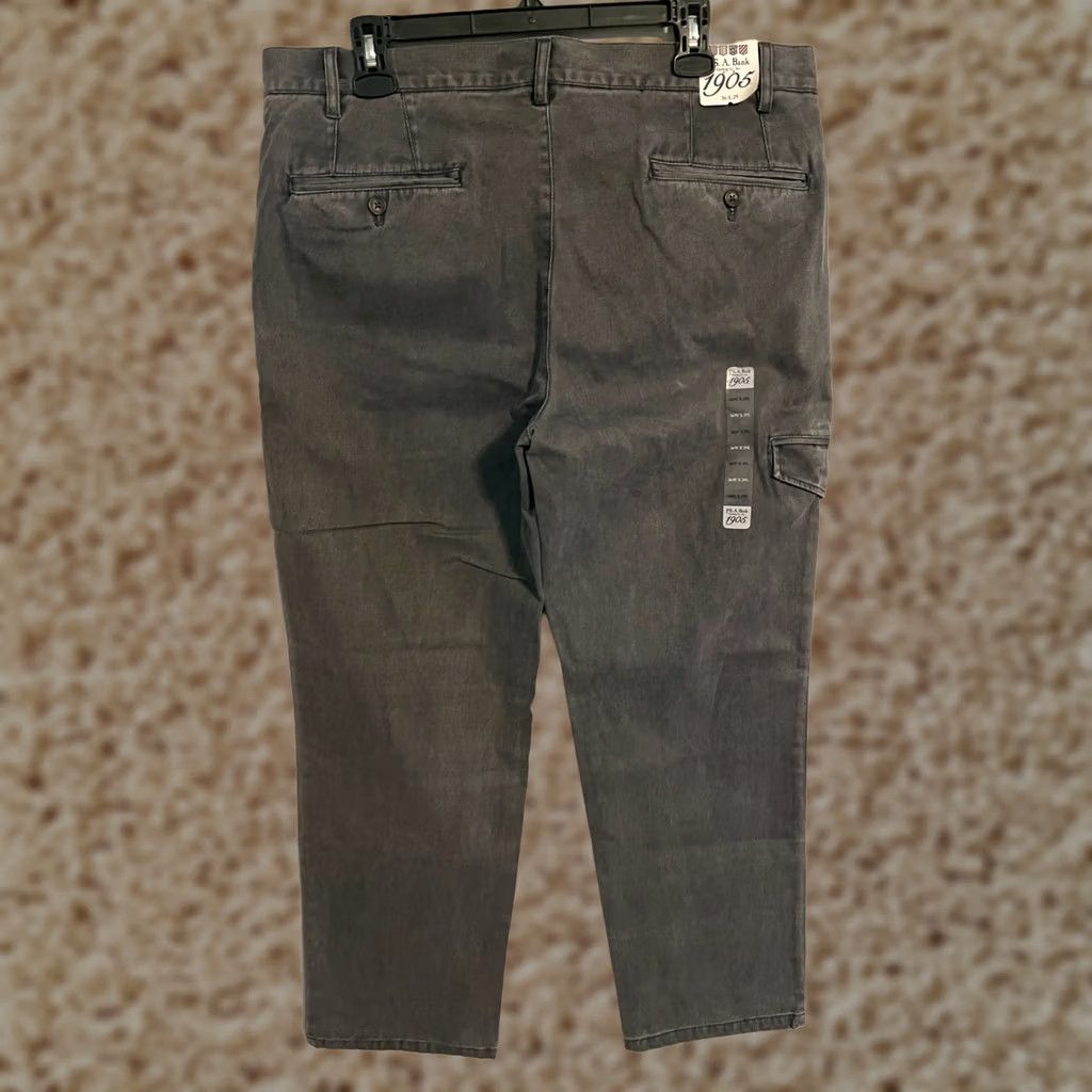 Jos. A. Bank Jos. A. Bank Pants Mens 36 Gray Light Faded Flat Front Casual Men 36x29 New Size US 37 - 1 Thumbnail