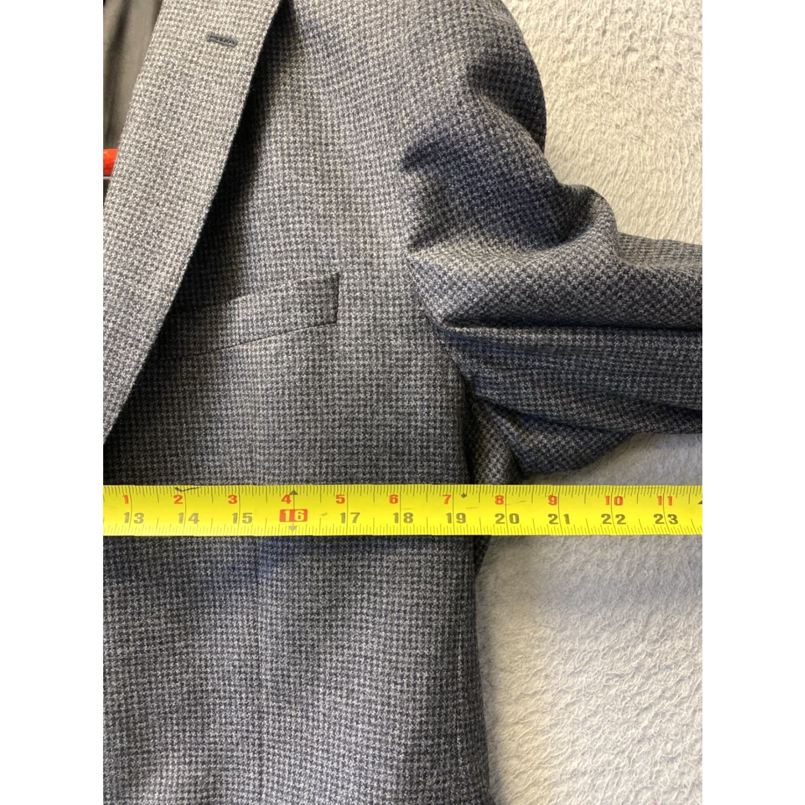 Hugo Boss VINTAGE HUGO BOSS Blazer Single-Breasted Men’s 40 R Gray Wool 2-Button Front 3-Button Sleeve Notch Lapel Size 40 Mens Size 40R - 4 Thumbnail
