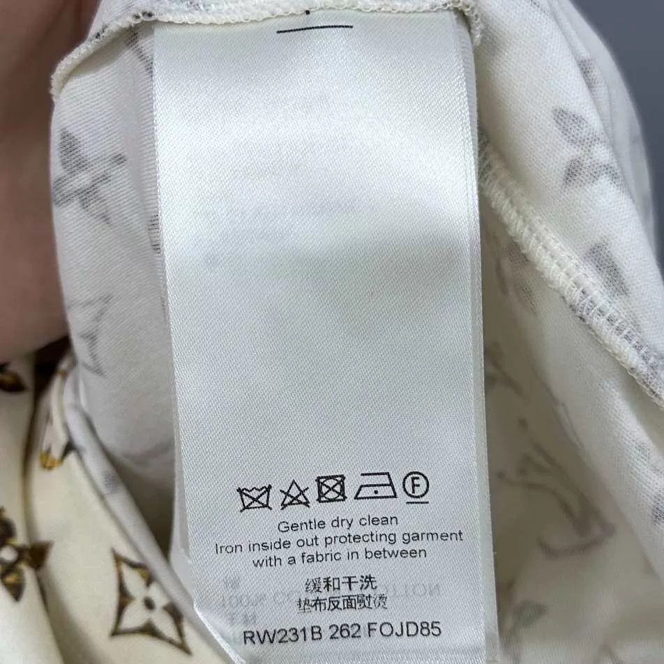 Louis Vuitton LV Monogram all-over print women's M 99 new dress Size M / US 6-8 / IT 42-44 - 5 Thumbnail