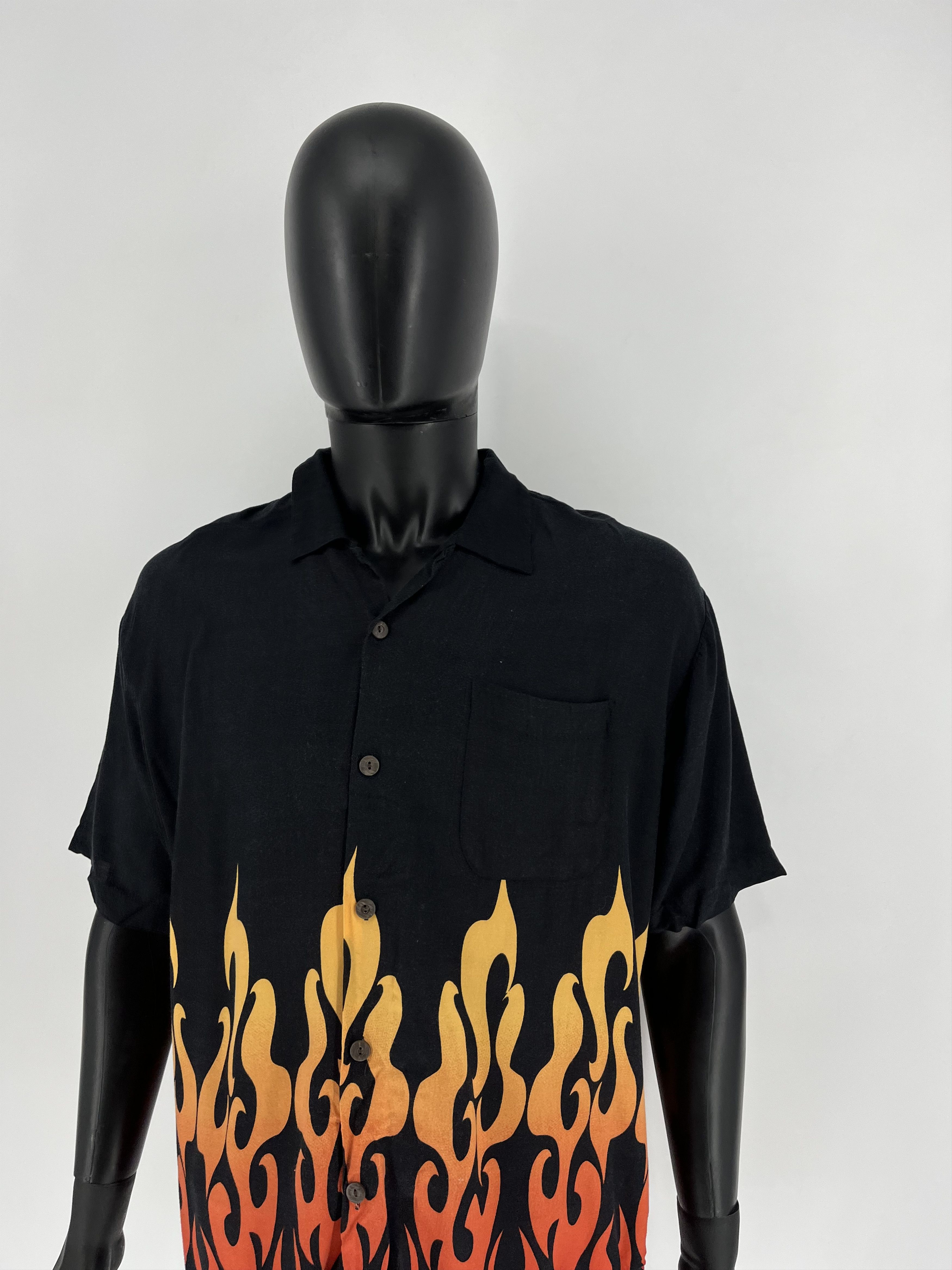Vintage Vintage Hawaiian Red Flames Crazy Japanese Shirt Guy Fieri Size US M / EU 48-50 / 2 - 5 Thumbnail