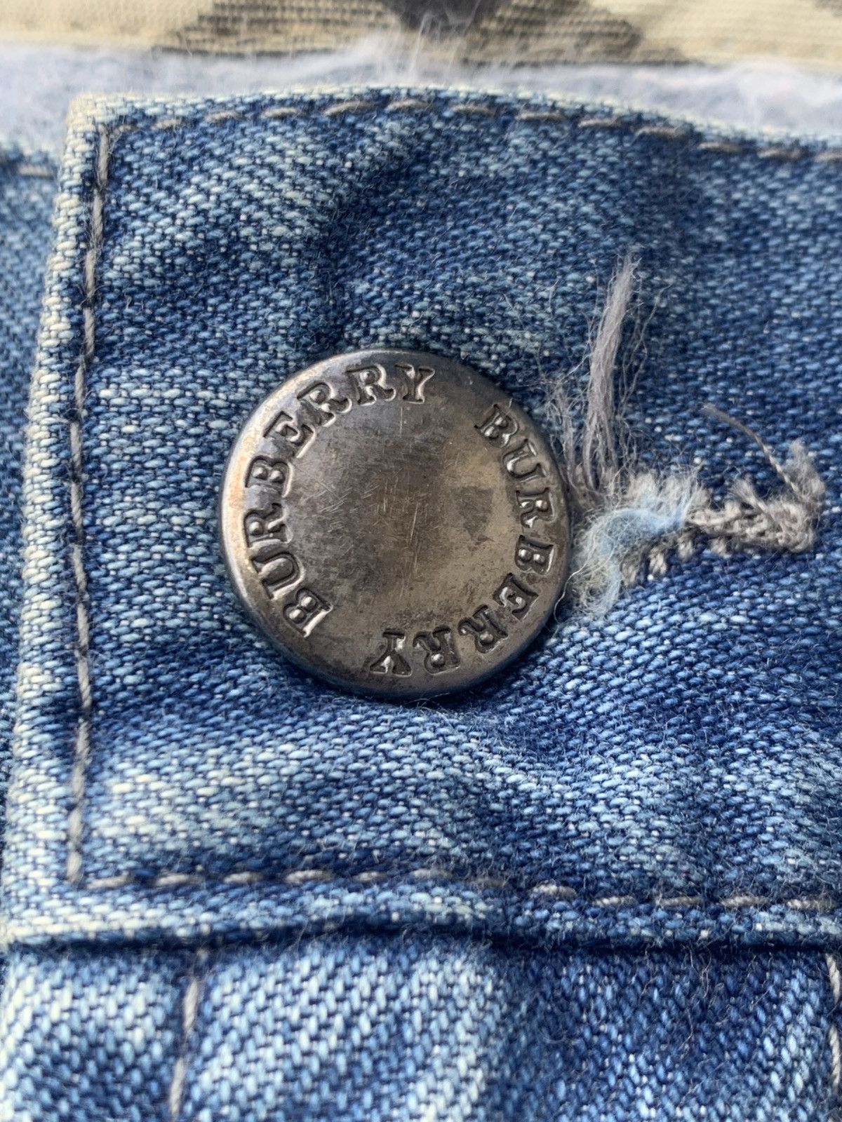Antik Denim BAGGY BURBERRY JEANS. Size US 35 - 8 Thumbnail