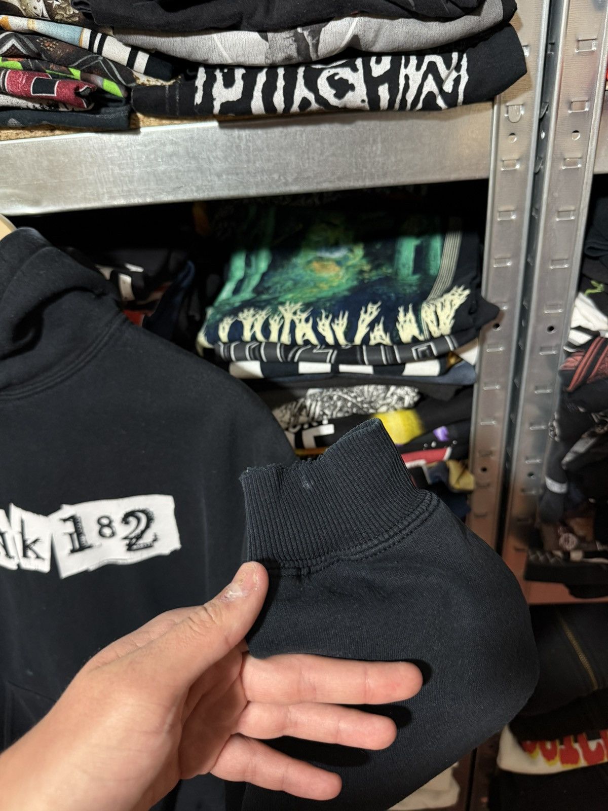 Band Tees Vintage 2000’s Blink 182 Band Rock Retro Hoodie Y2K Hype Size US M / EU 48-50 / 2 - 11 Thumbnail