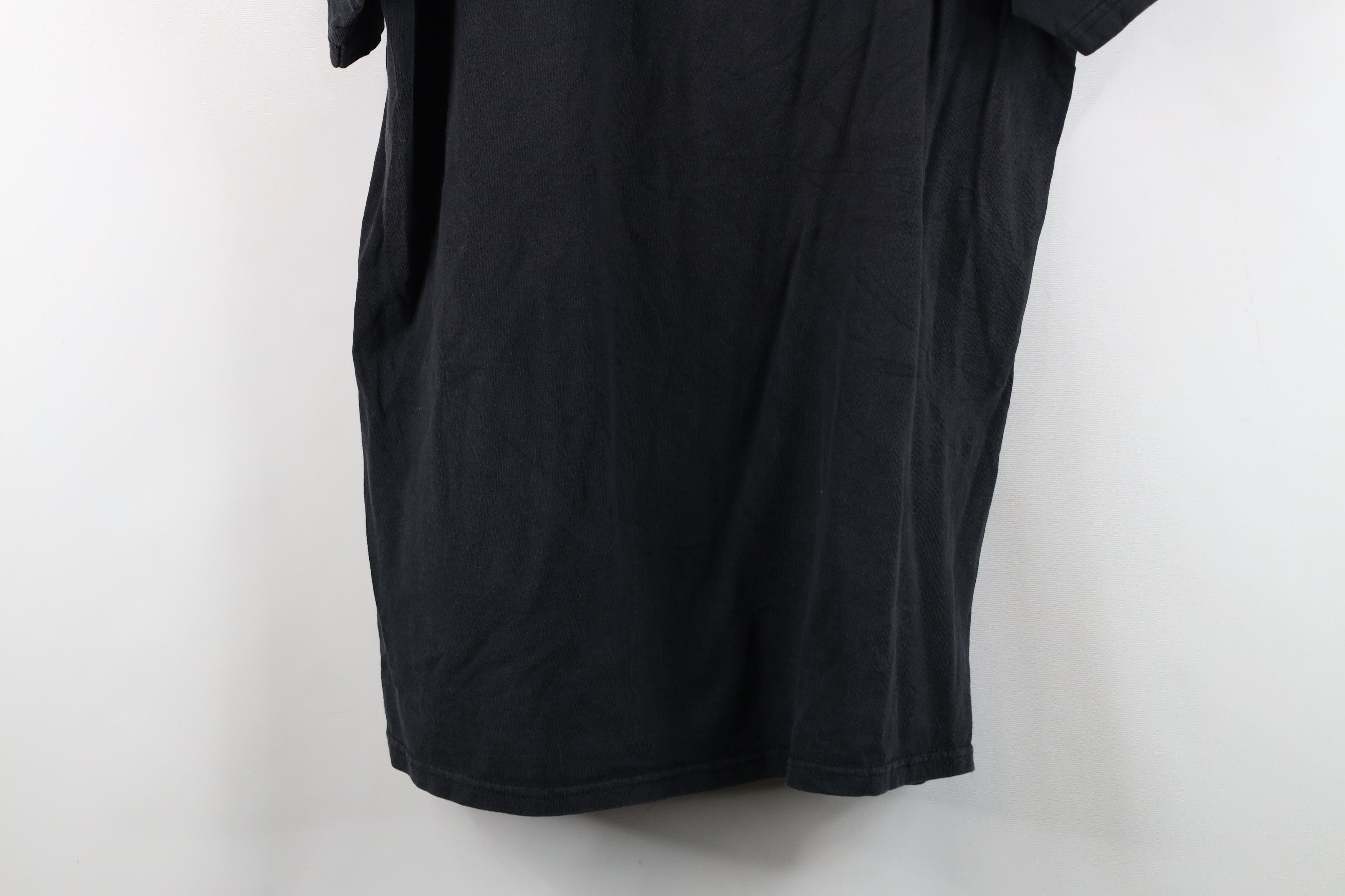 Vintage Vintage 90s Streetwear Big Cat Leopard Cheetah T-Shirt Black Size US M / EU 48-50 / 2 - 13 Thumbnail
