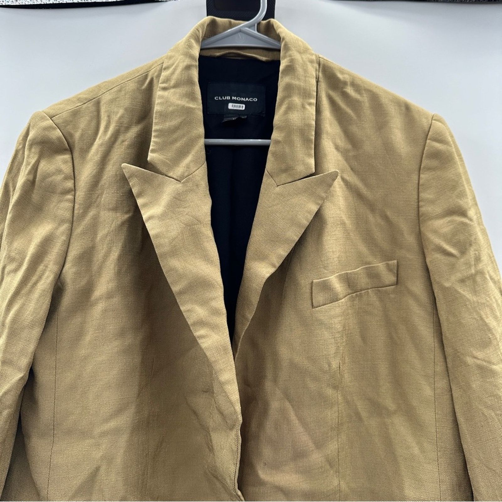 Club Monaco RTR Club Monaco Tan Long Sleeve Single Button Blazer Sz 10 Size L / US 10 / IT 46 - 2 Thumbnail