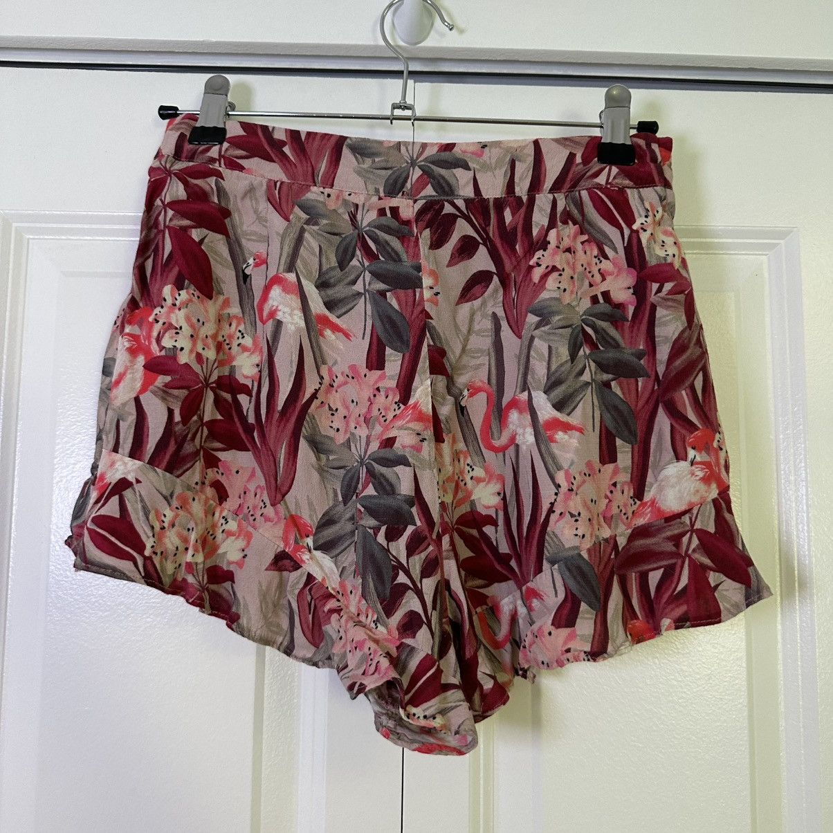 Zara Zara Tropical Print Ruffle Hem Shorts Medium Size 30" / US 8 / IT 44 - 2 Thumbnail
