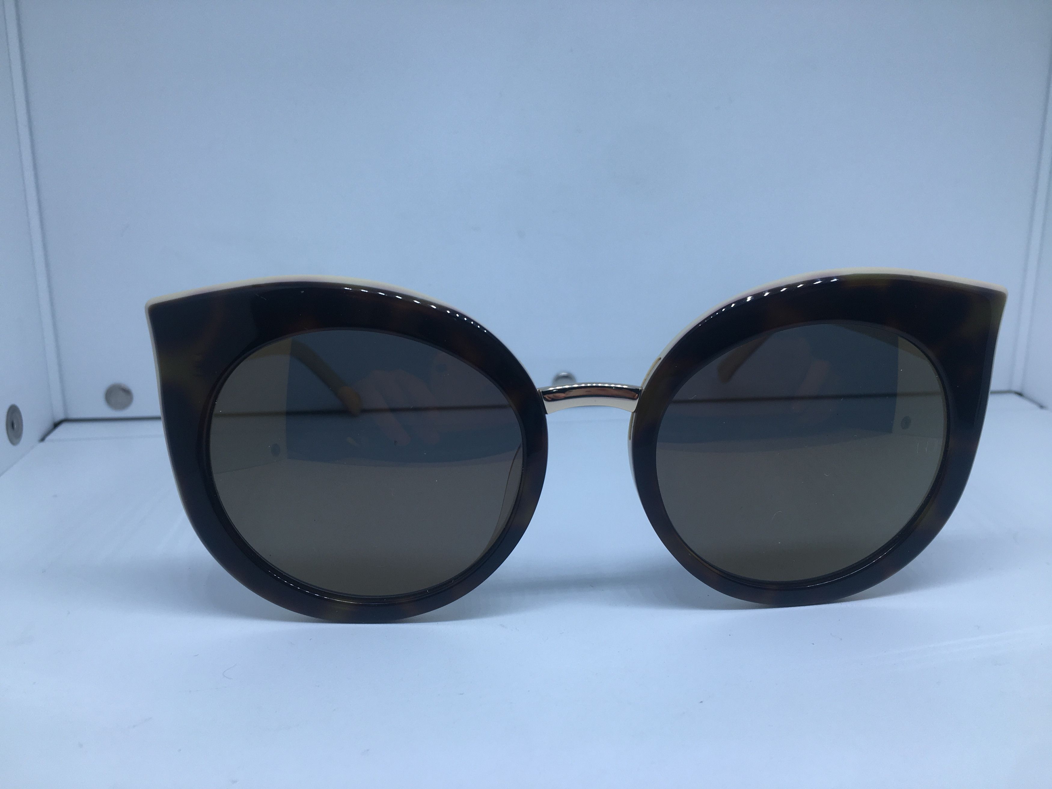 Other Great Dreamer Nurse Oversize Sunglasses Frame Diva Size ONE SIZE - 2 Thumbnail