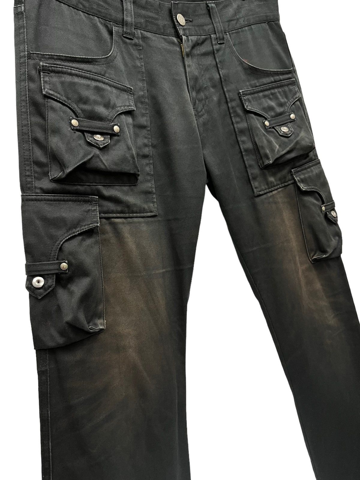 Tornado Mart Vintage TORNADO MART Rusty Black Bush Cargo Minimalist Flare Size US 32 / EU 48 - 7 Thumbnail