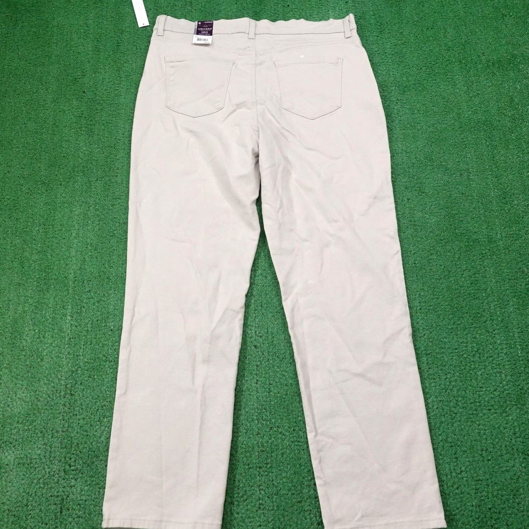 Gloria Vanderbilt Gloria Vanderbilt Amanda Jeans Womens 18 Beige Slim Tapered Stretch 5-Pocket Denim Zip Size 40" / US 18 - 4 Thumbnail