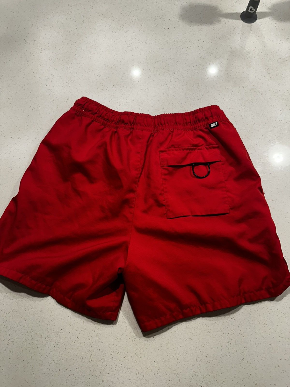 Nike Red Nike Shorts Size US 30 / EU 46 - 2 Thumbnail
