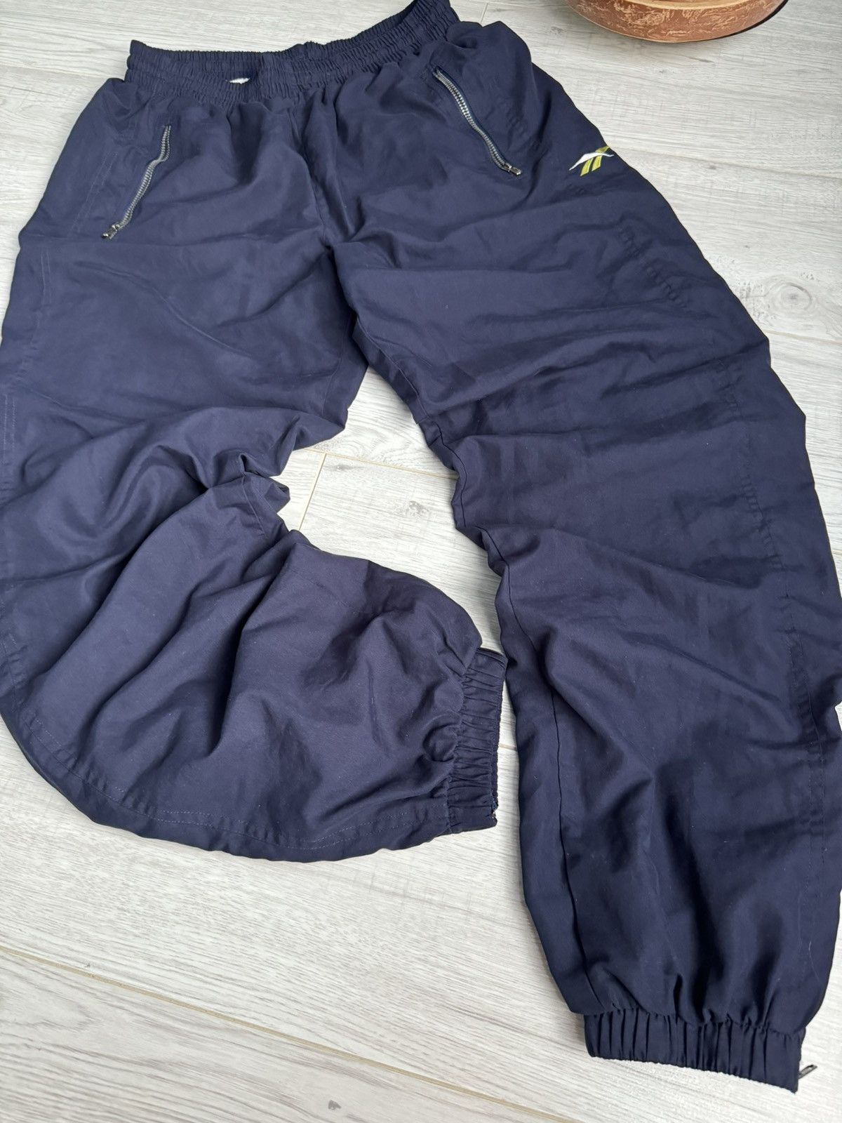 Reebok × Vintage Vintage Reebok Baggy Nylons Track Pants 90’s Size US 32 / EU 48 - 2 Thumbnail