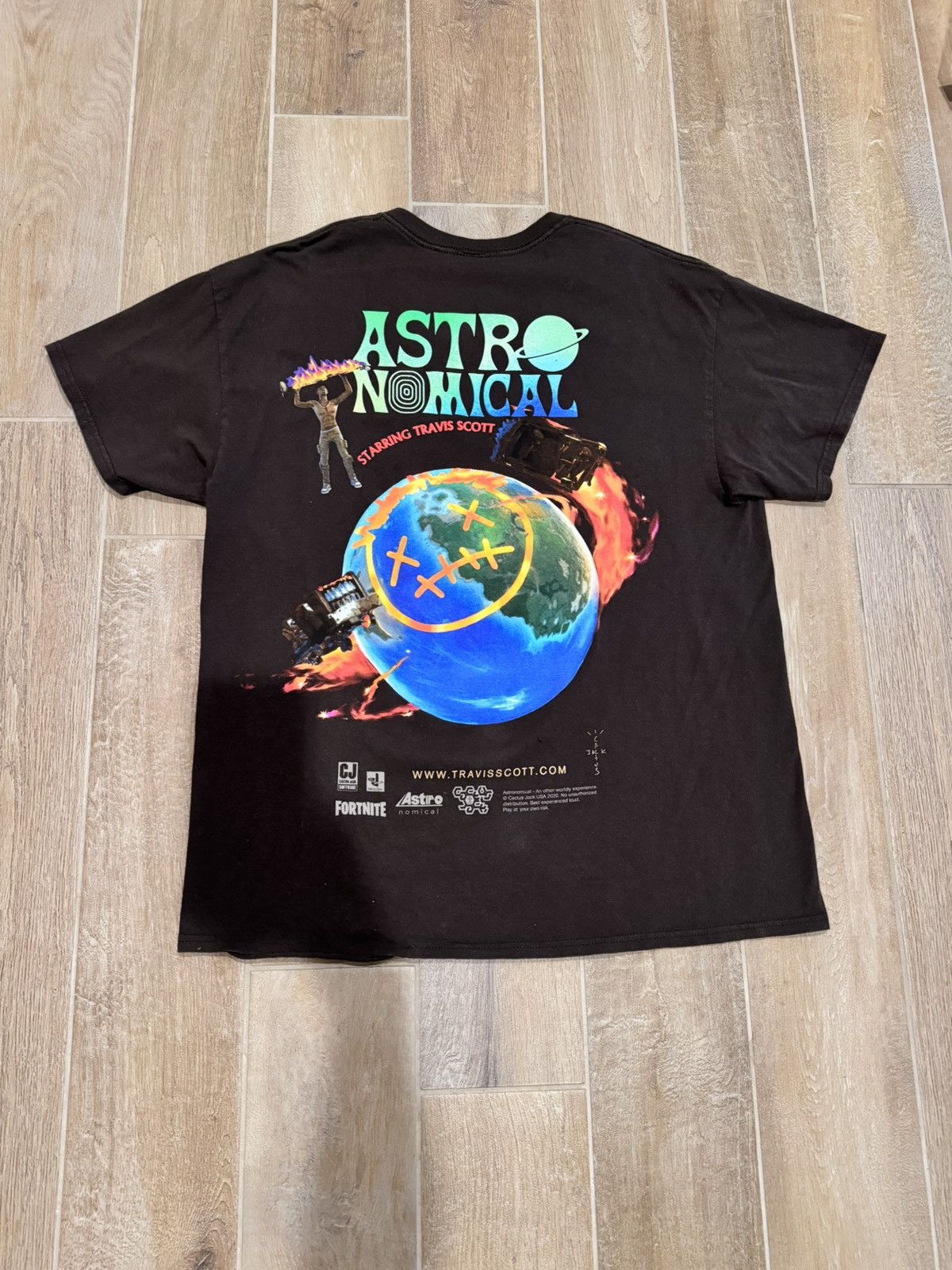 Travis Scott Travis Scott x Fortnite Gosha astrofest tee shirt large Size US L / EU 52-54 / 3 - 1 Thumbnail