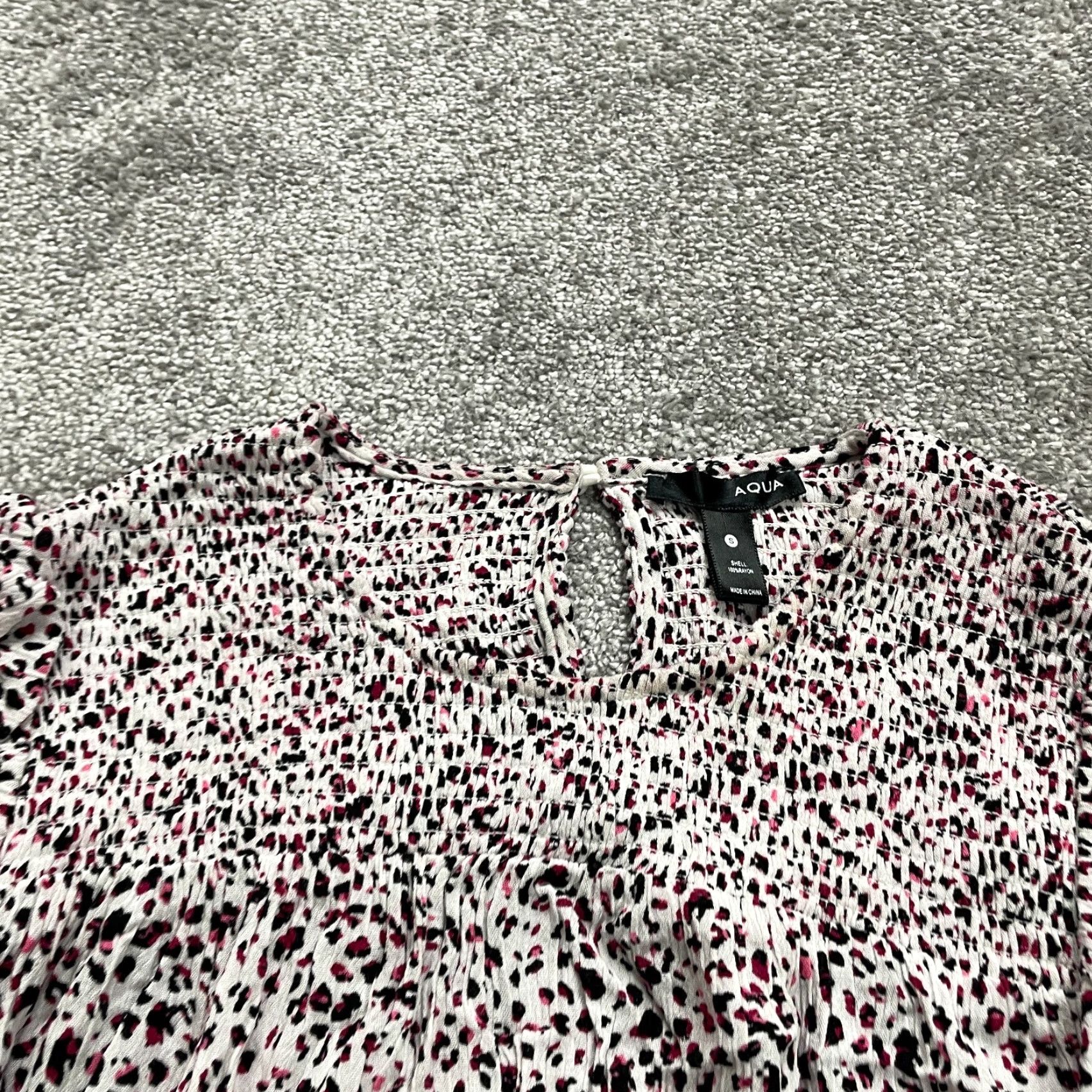 AQUA Aqua Blouse Womens Small White Leopard Print Tunic Rayon Knit Button Long Sleeve Size S / US 4 / IT 40 - 4 Thumbnail