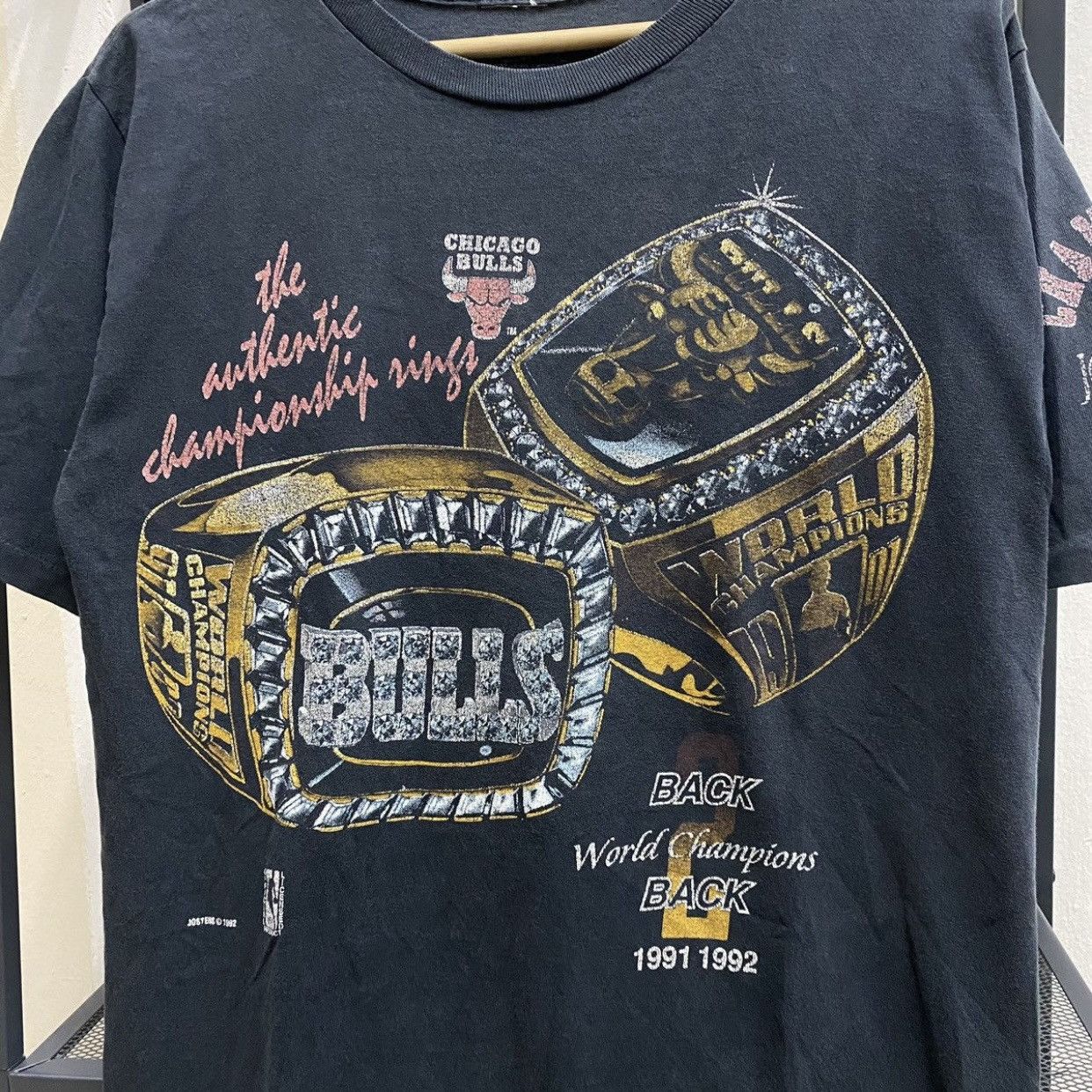 NBA × Vintage Vintage 1992 Chicago Bulls Backs 2 World Champion Ring Tee Size US M / EU 48-50 / 2 - 5 Thumbnail