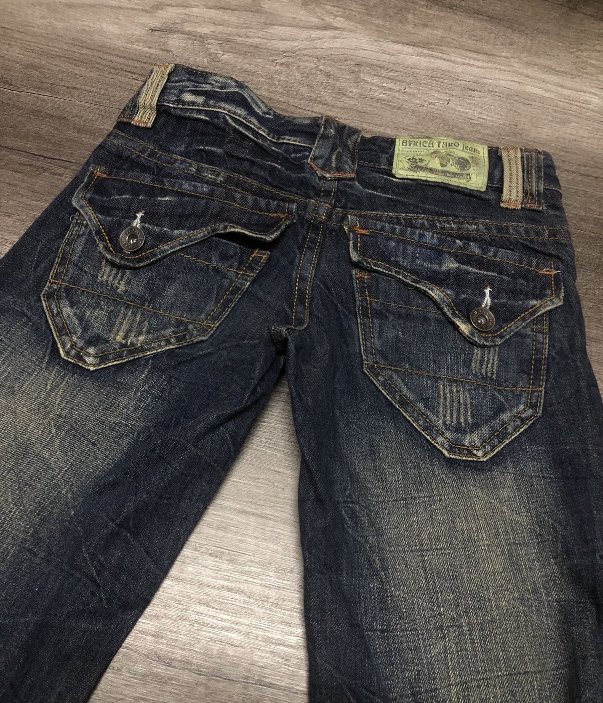 Japanese Brand VINTAGE AFRICA TARO DENIM FLARED JEANS Size 28" / US 6 / IT 42 - 1 Thumbnail