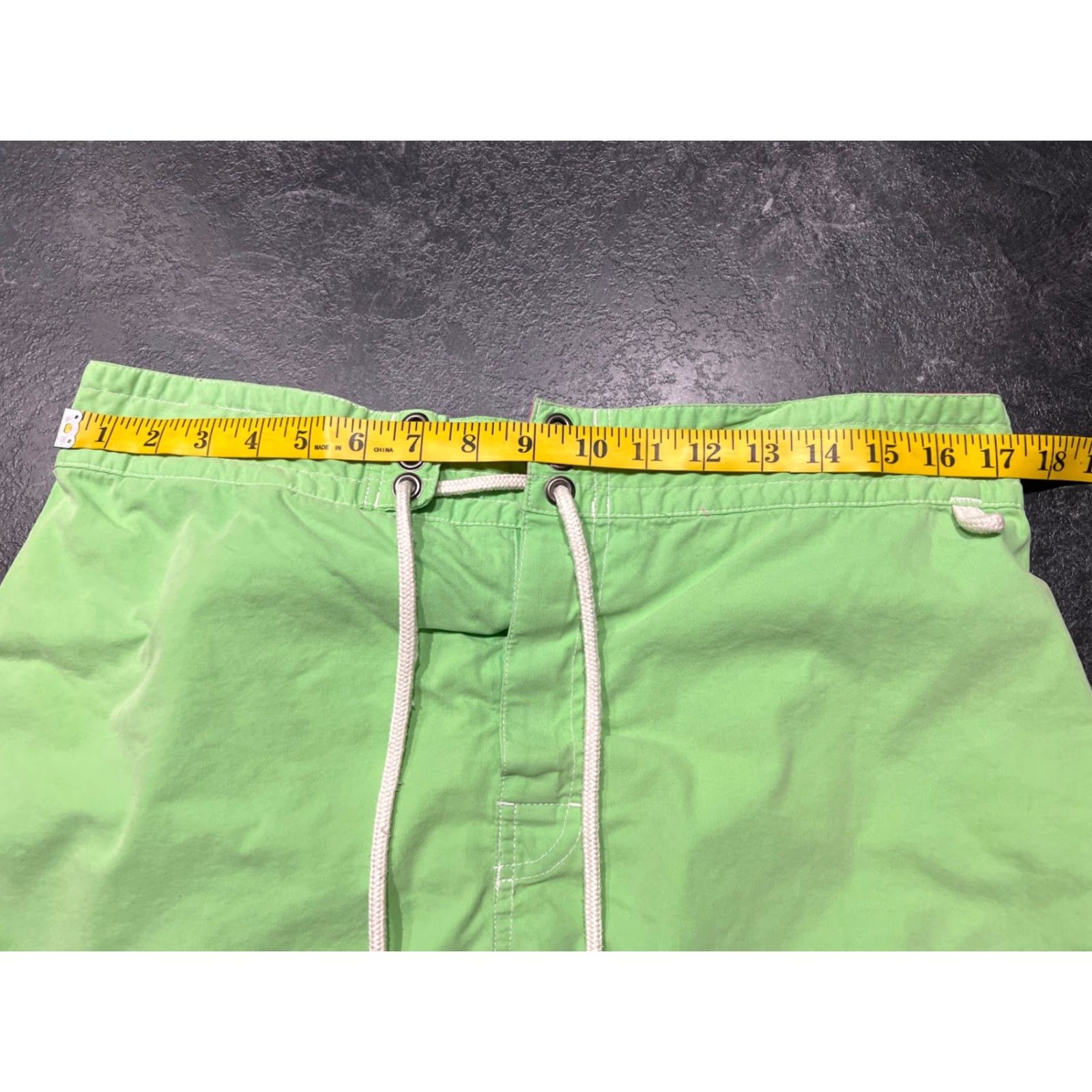 Polo Ralph Lauren VINTAGE Polo Ralph Lauren Swim Trunks Cross Mallets L Men Green Trunks Back Pocket Built-In Brief Elastic Waist Drawstring Lightweight Pockets Size US L / EU 52-54 / 3 - 4 Thumbnail