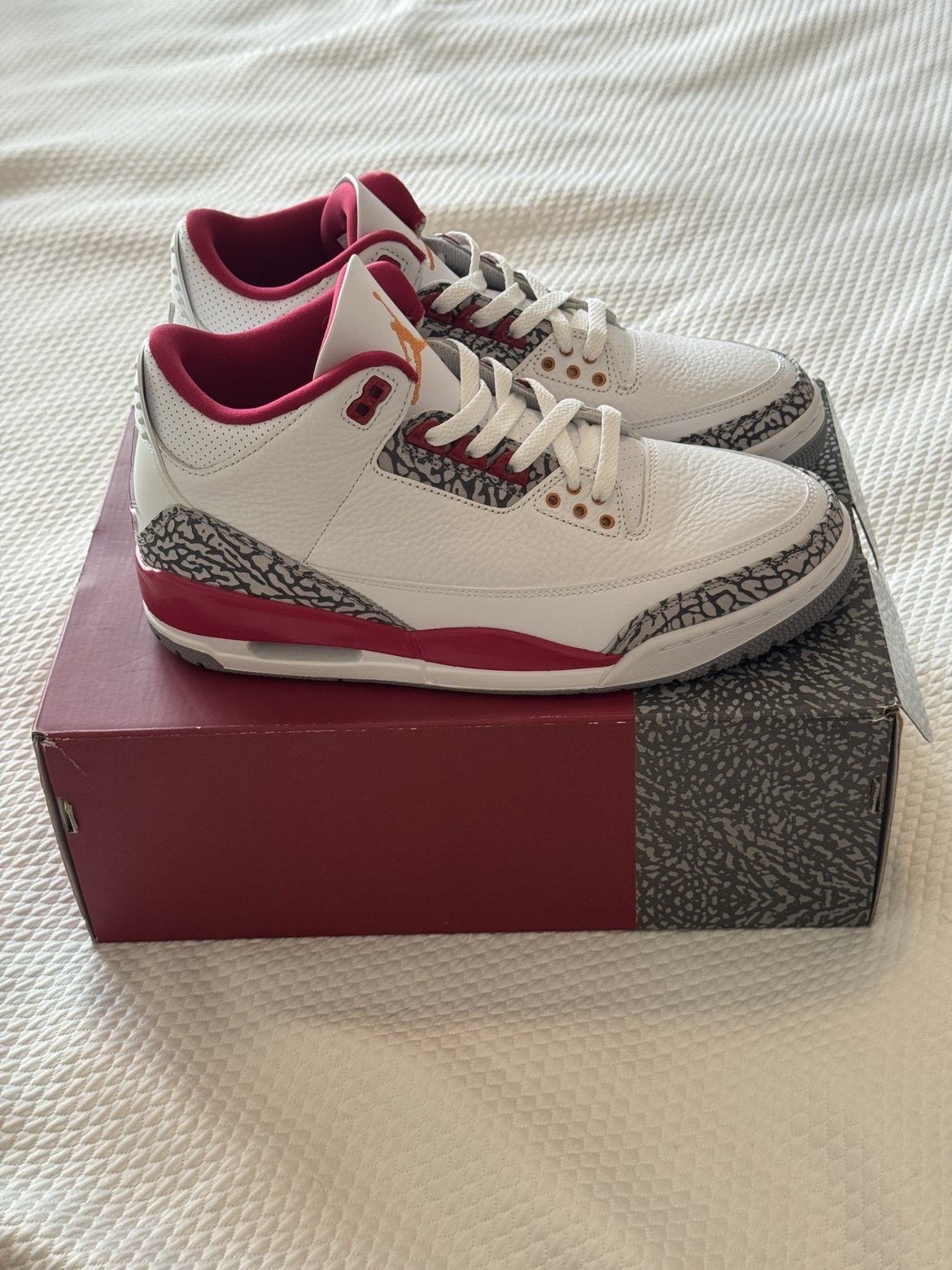 Nike Air Jordan 3 Retro White Curry Cardinal Red Size US 9.5 / EU 42-43 - 2 Thumbnail