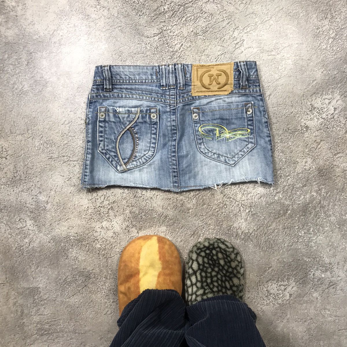 Vintage Y2K Vintage Mini Skirt Faded Blue Embroidered Streetwear 29 Size 29" - 3 Thumbnail
