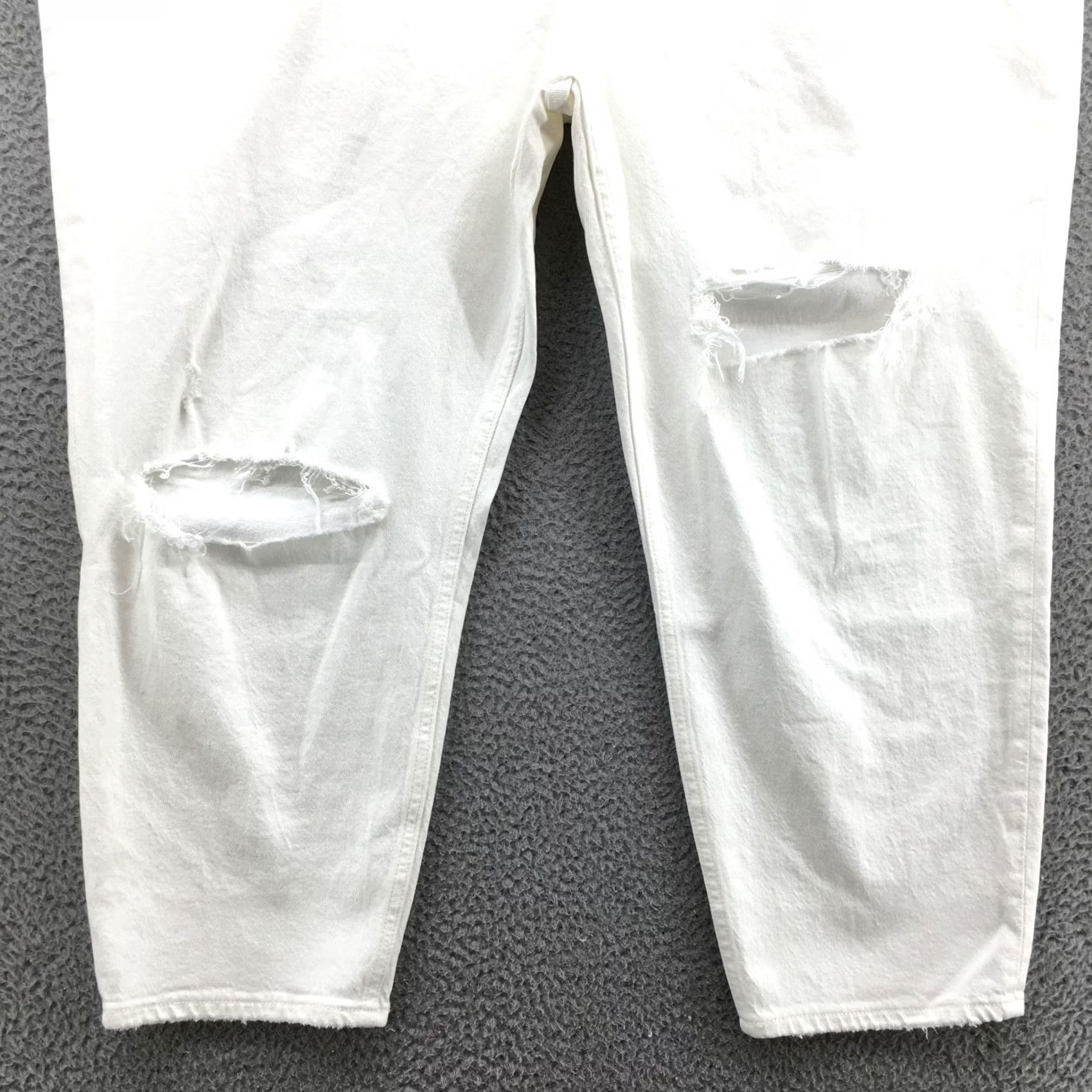 Abercrombie & Fitch Abercrombie & Fitch The Mom Jeans Womens 37/24s White Distressed Zip Fly Jeans Mens Womens? Size 25" / US 0 / IT 36 - 6 Thumbnail