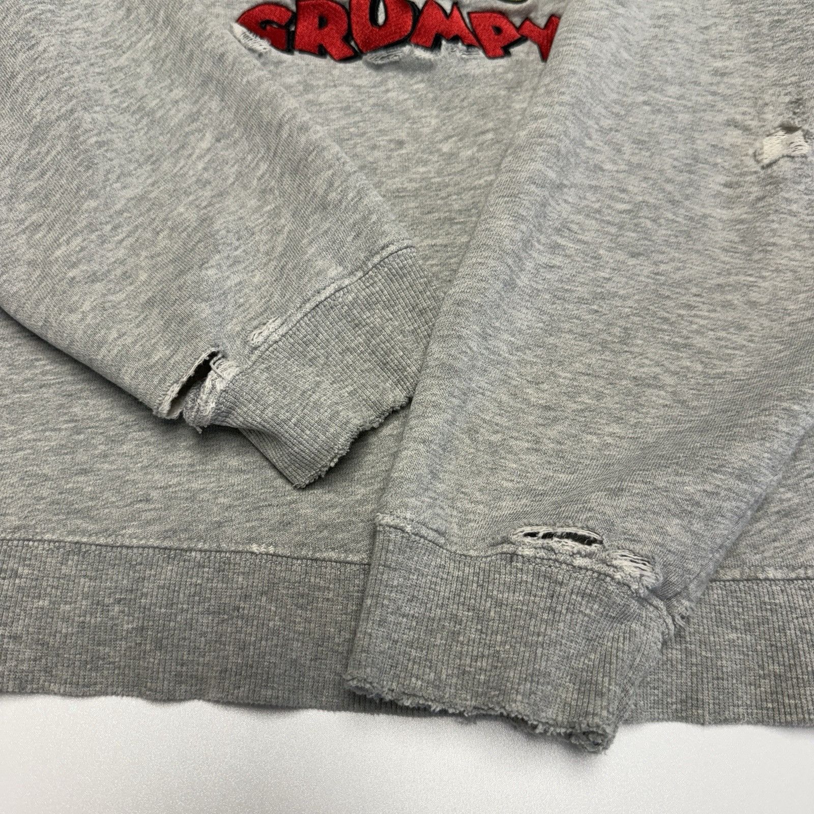Disney Vintage Disney Grumpy Sweatshirt Mens Large Gray Crew Neck 9 Size US L / EU 52-54 / 3 - 9 Thumbnail
