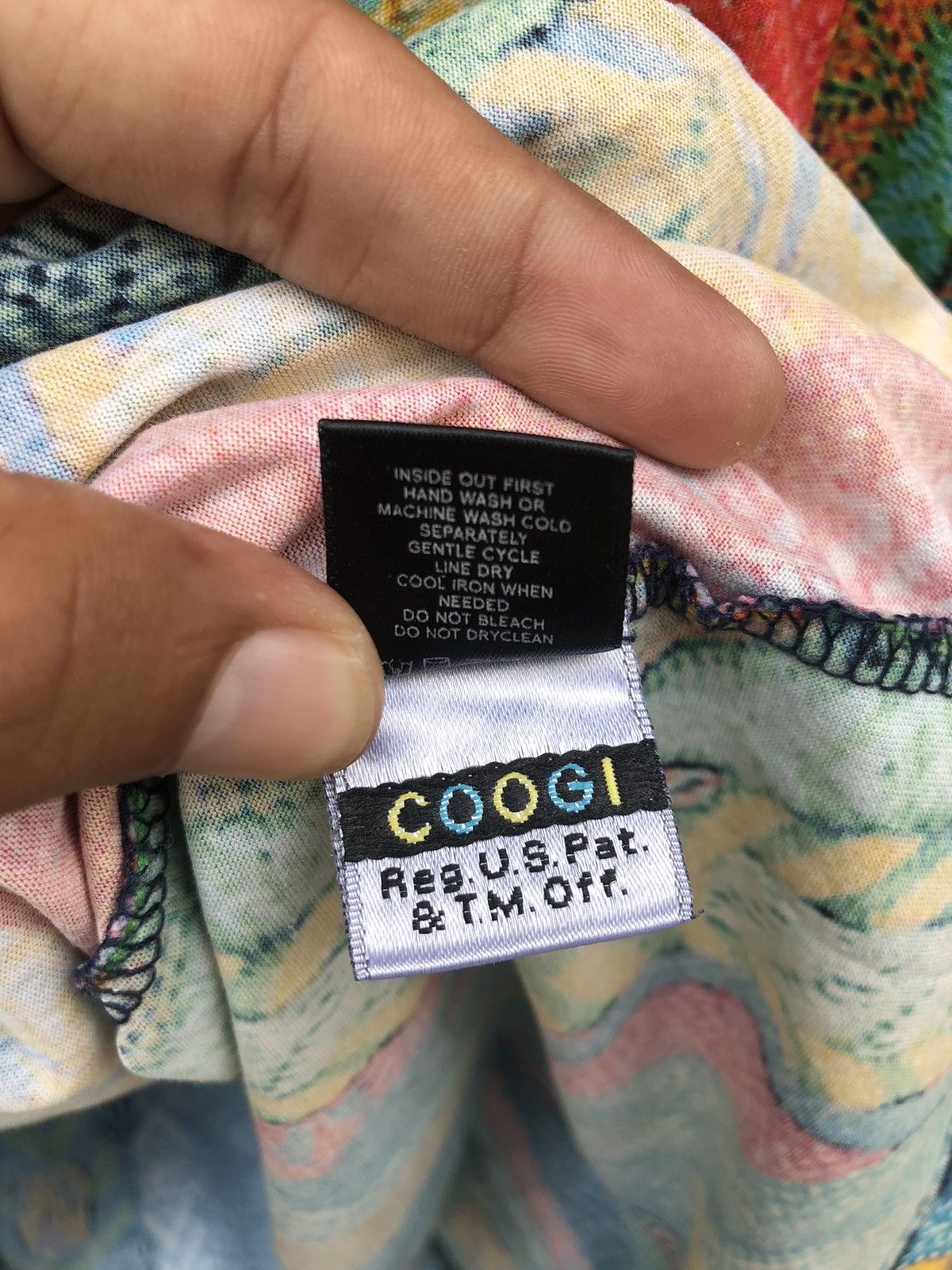 Coogi Coogi Australia Multicolor Tshirt Vibrant Abstract Size US XXL / EU 58 / 5 - 5 Thumbnail