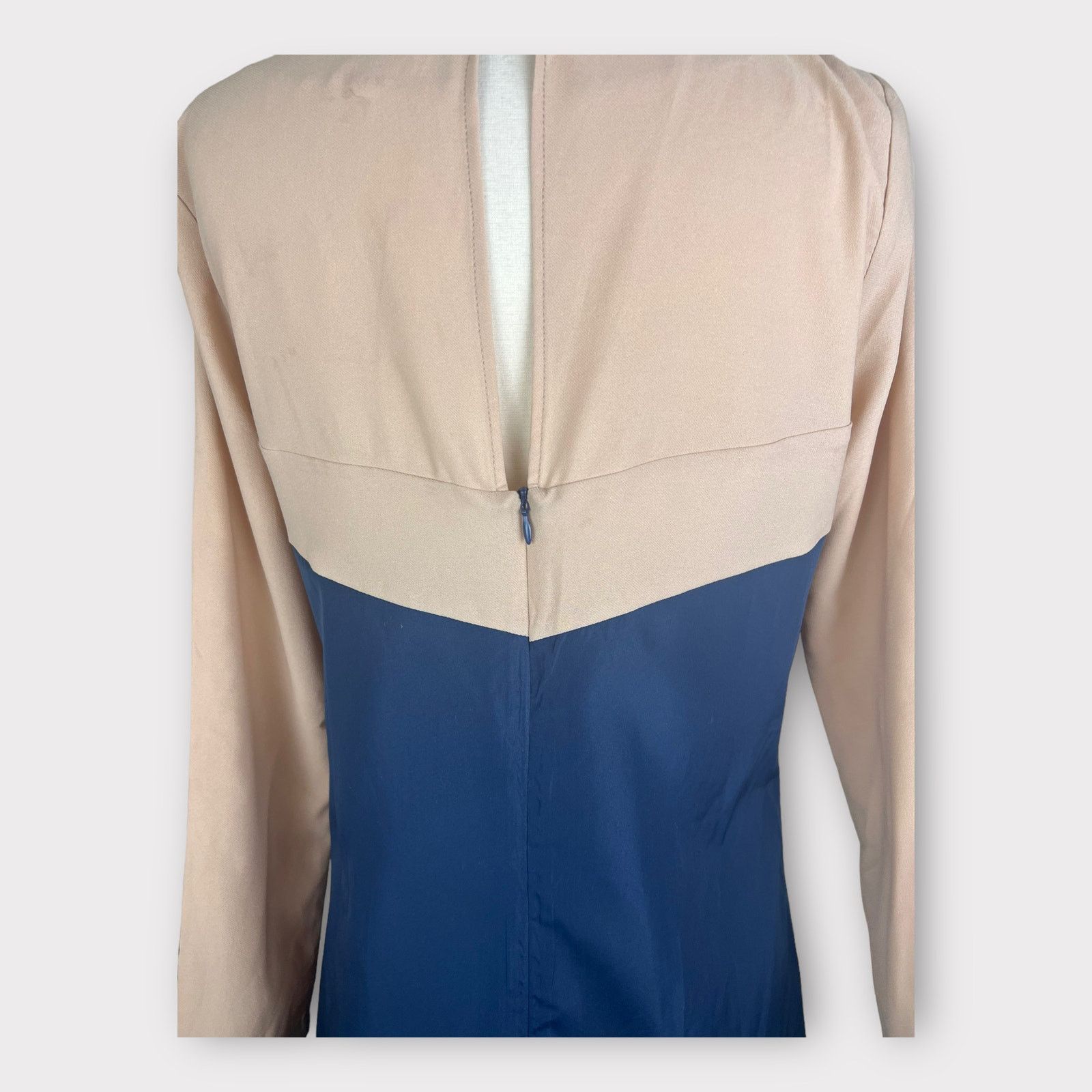 Nordstrom DPC by Dora Yim Colorblock Navy Tan Dress Modern Style Size M / US 6-8 / IT 42-44 - 8 Thumbnail