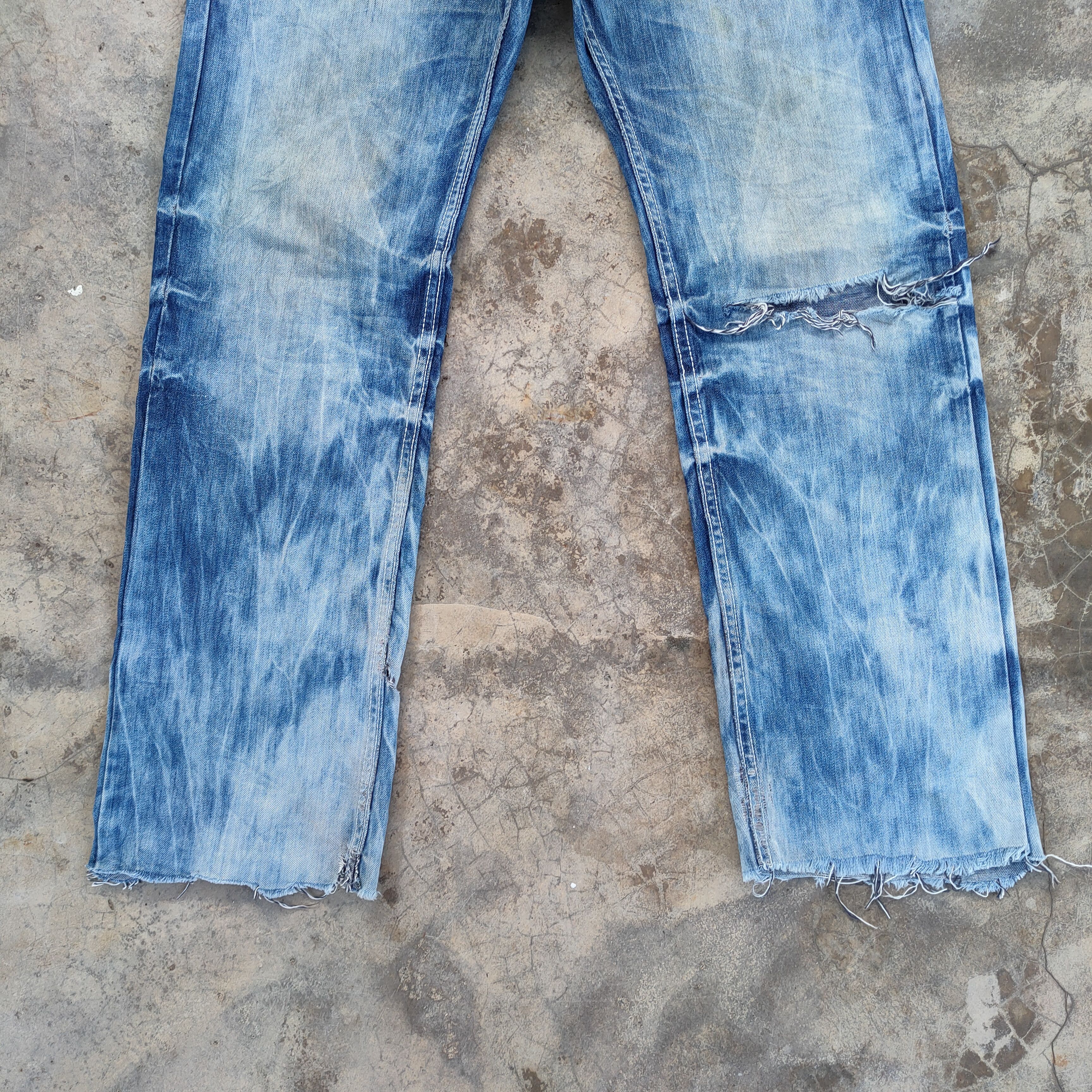 Akademiks × Japanese Brand × Jean VINTAGE AKADEMIKS FADED STORM DISTRESSED JEANS PANTS Size US 34 / EU 50 - 5 Thumbnail