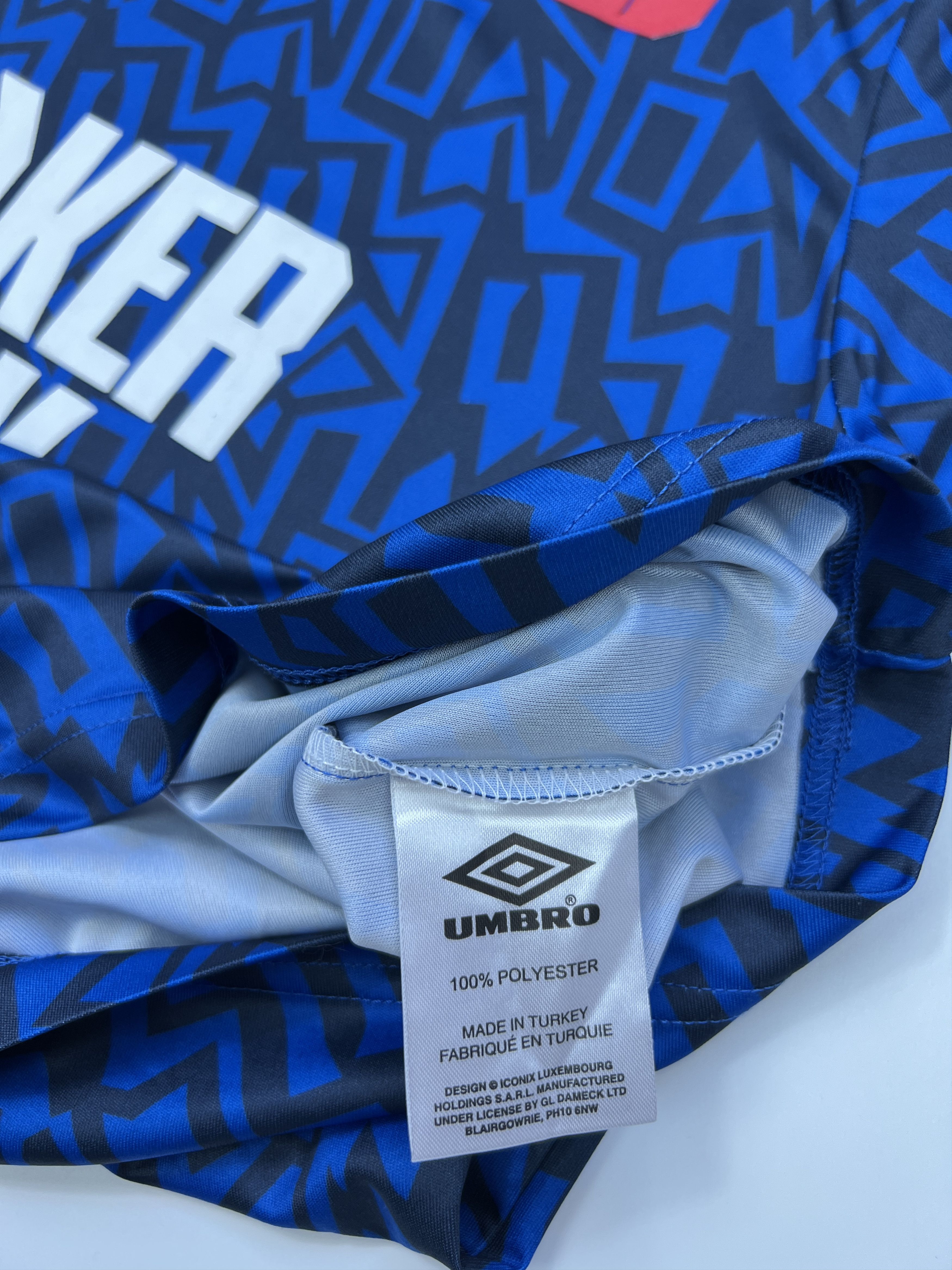 Umbro Rare Umbro Sneaker Freak Printed Jersey Shirt Blokecore Size US M / EU 48-50 / 2 - 7 Thumbnail