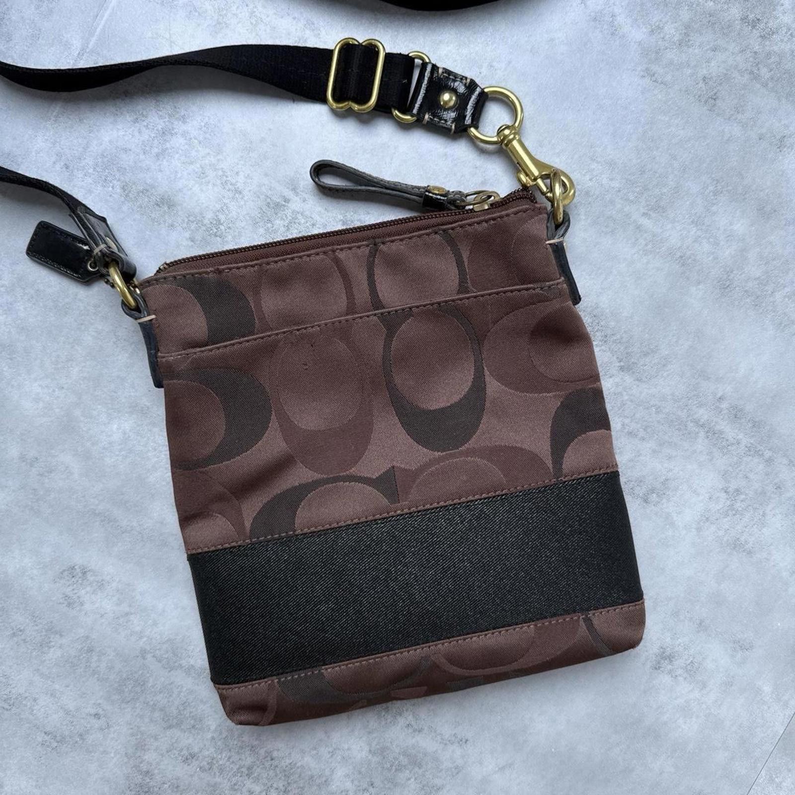 Coach Y2K Coach Brown Crossbody Shoulder Bag Size ONE SIZE - 8 Thumbnail