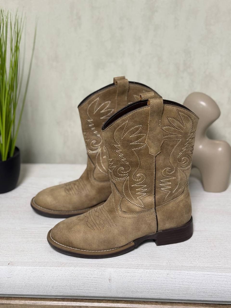 Western Rise VTG Women's suede western boots H&M Cowboy Size 37 Hype 00s Size US 7 / IT 37 - 4 Thumbnail