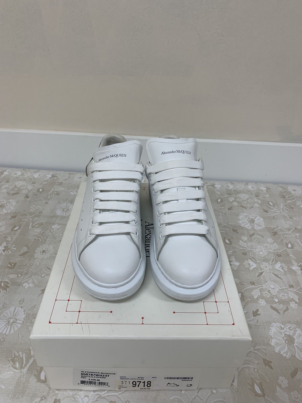 Alexander McQueen Alexander McQueen Oversized Sneakers White Leopard Size US 9 / IT 39 - 7 Thumbnail