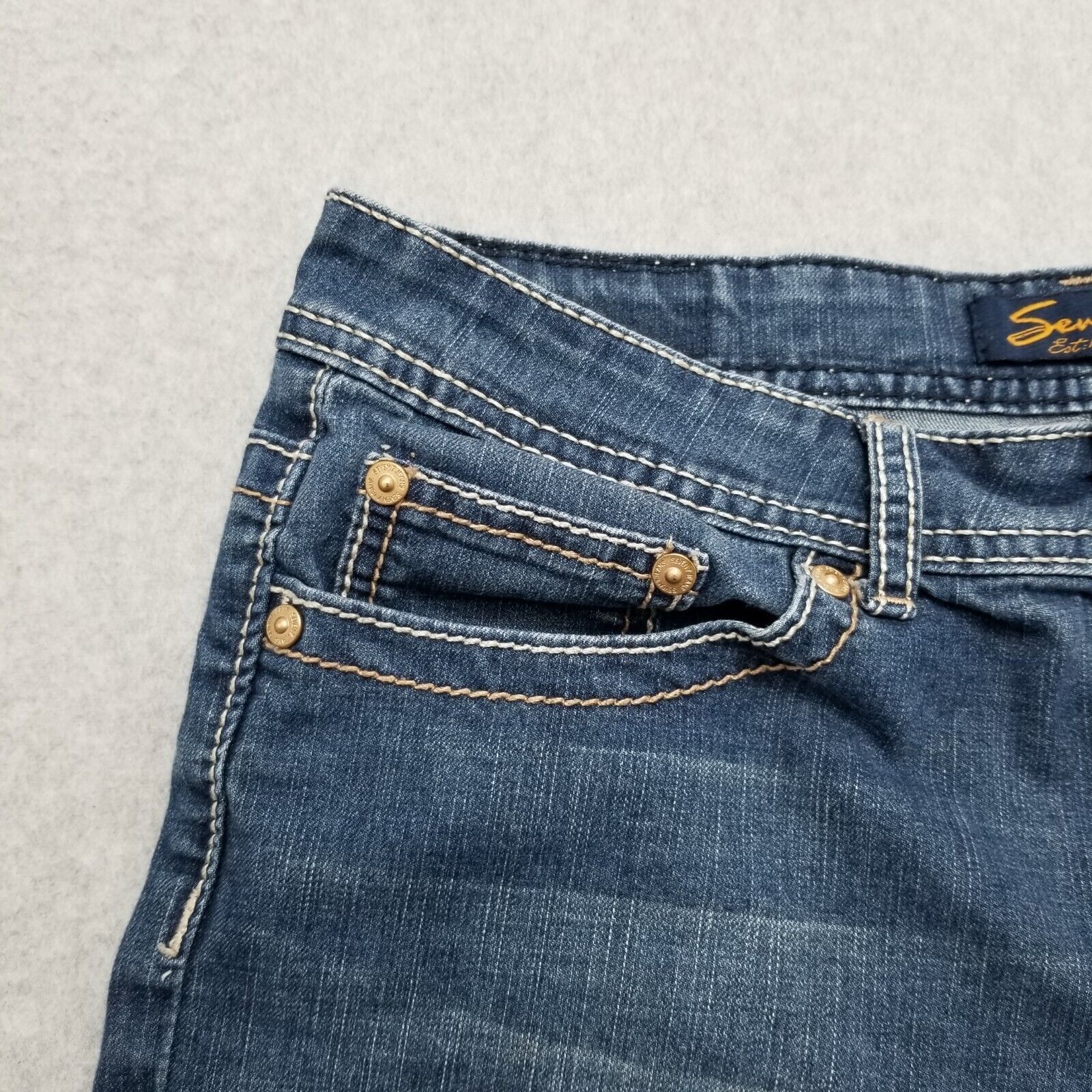Other Seven Jeans Shorts Women 12 Blue Denim Pockets Size 34" / US 12 / IT 48 - 4 Thumbnail