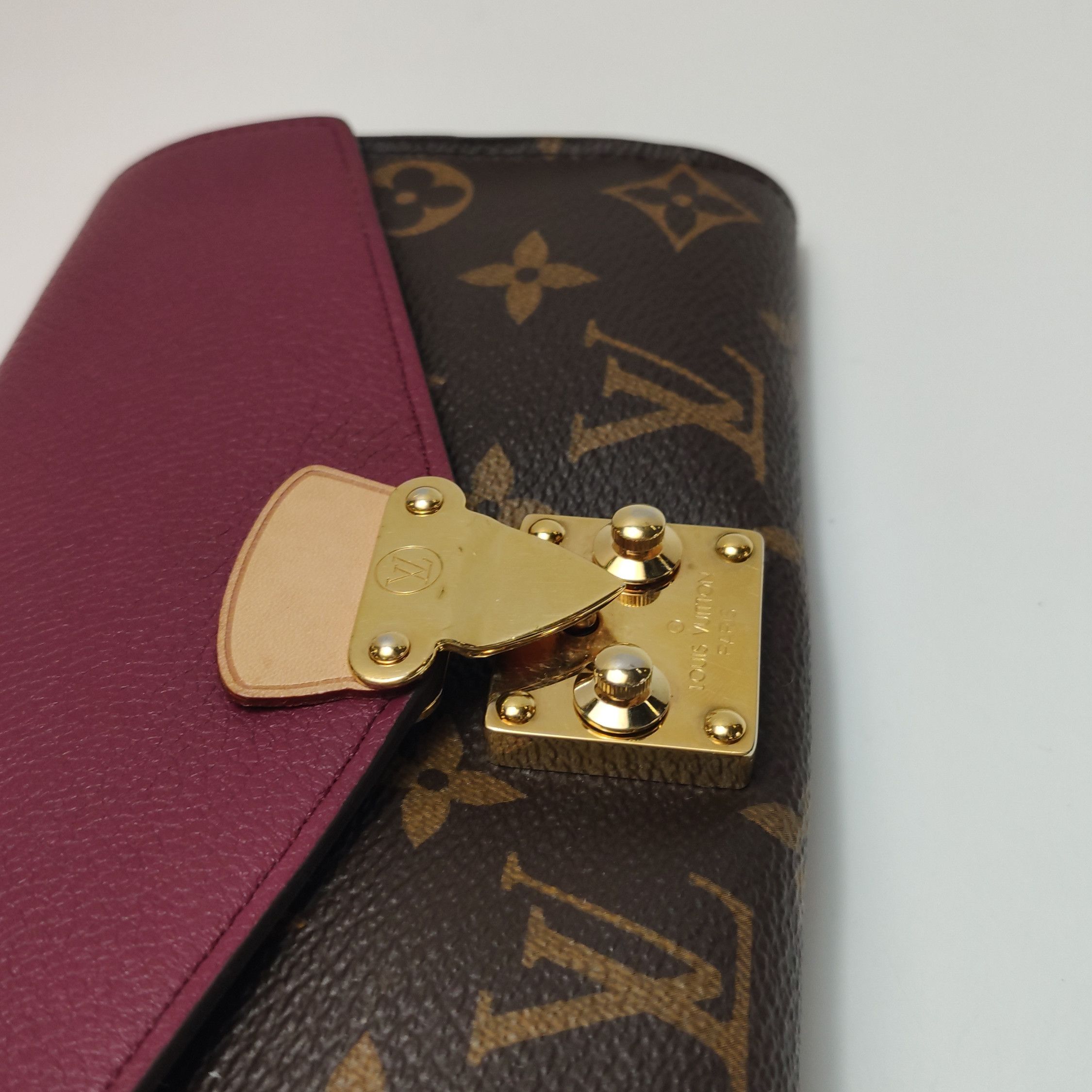 Louis Vuitton Louis Vuitton (LV) PALLAS Legend Bag Large Cowhide Vegetabl Size ONE SIZE - 1 Thumbnail
