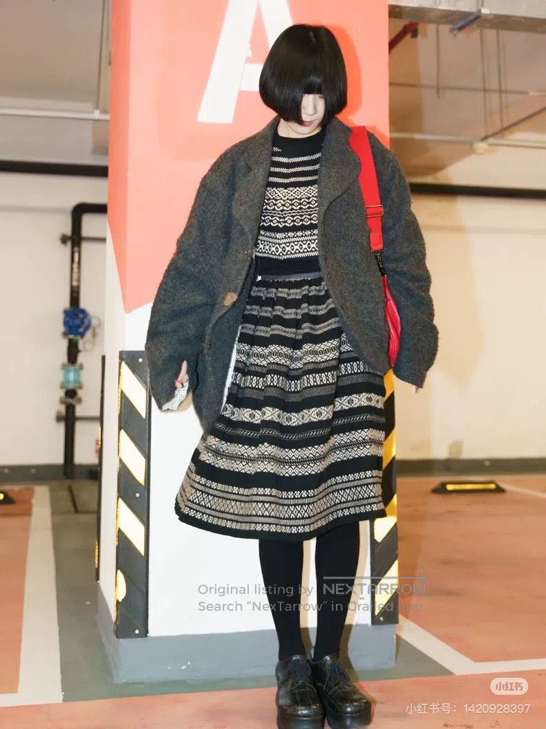 Comme des Garcons Comme Des Garcons size M Magazine Style Totem Embroidered Size 23" - 3 Thumbnail