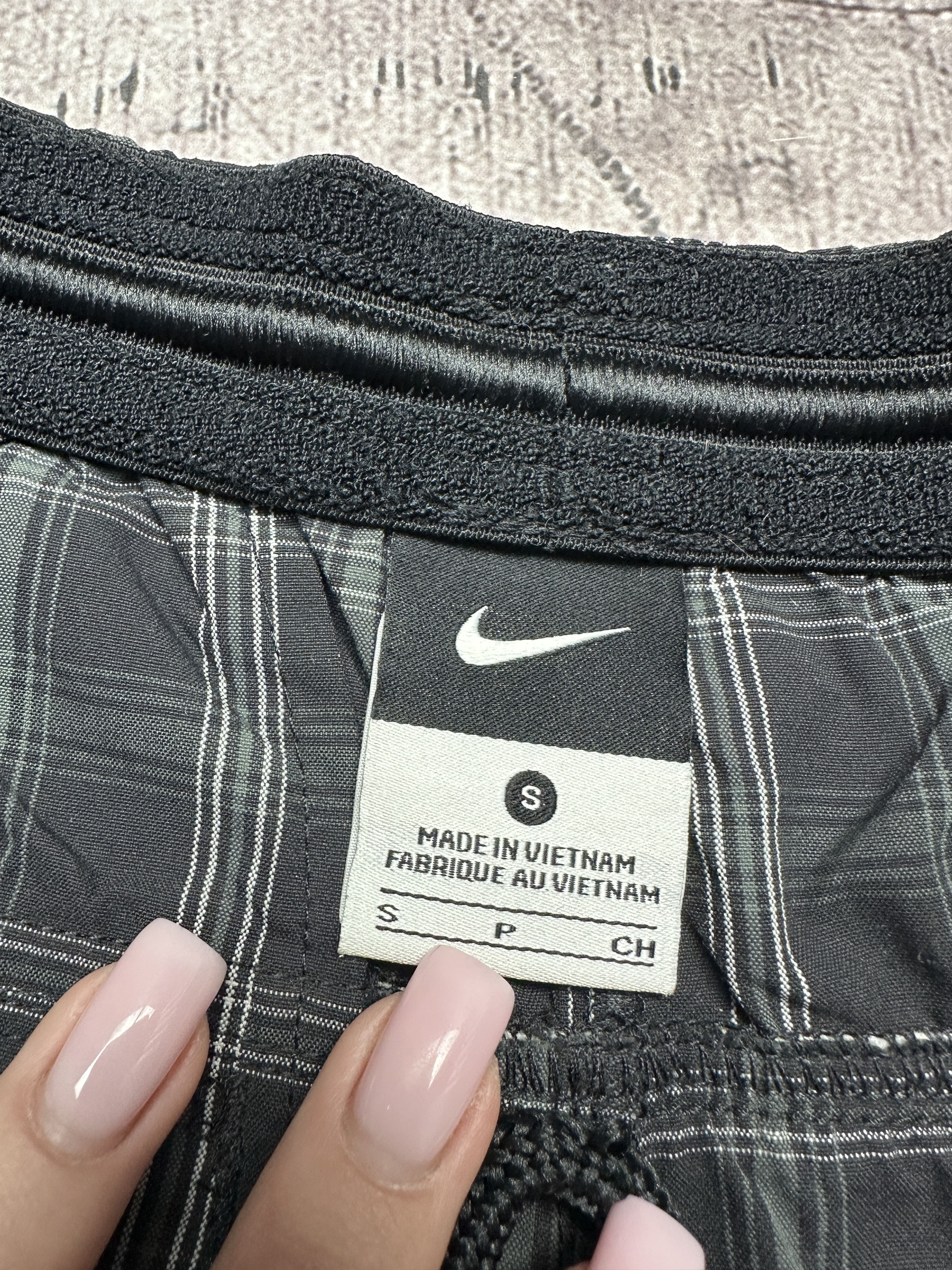 Nike Nike Mens Nylon Shorts Size US 30 / EU 46 - 6 Thumbnail