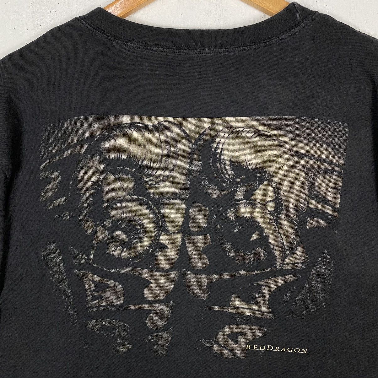 Expert Horror VINTAGE RED DRAGON THRILLER MYSTERY MOVIE PROMO TEE Size US M / EU 48-50 / 2 - 3 Thumbnail