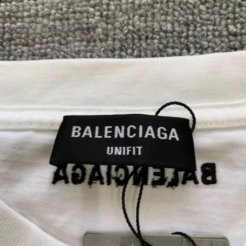 Balenciaga Balenciaga White earth long sleeves Size US L / EU 52-54 / 3 - 4 Thumbnail