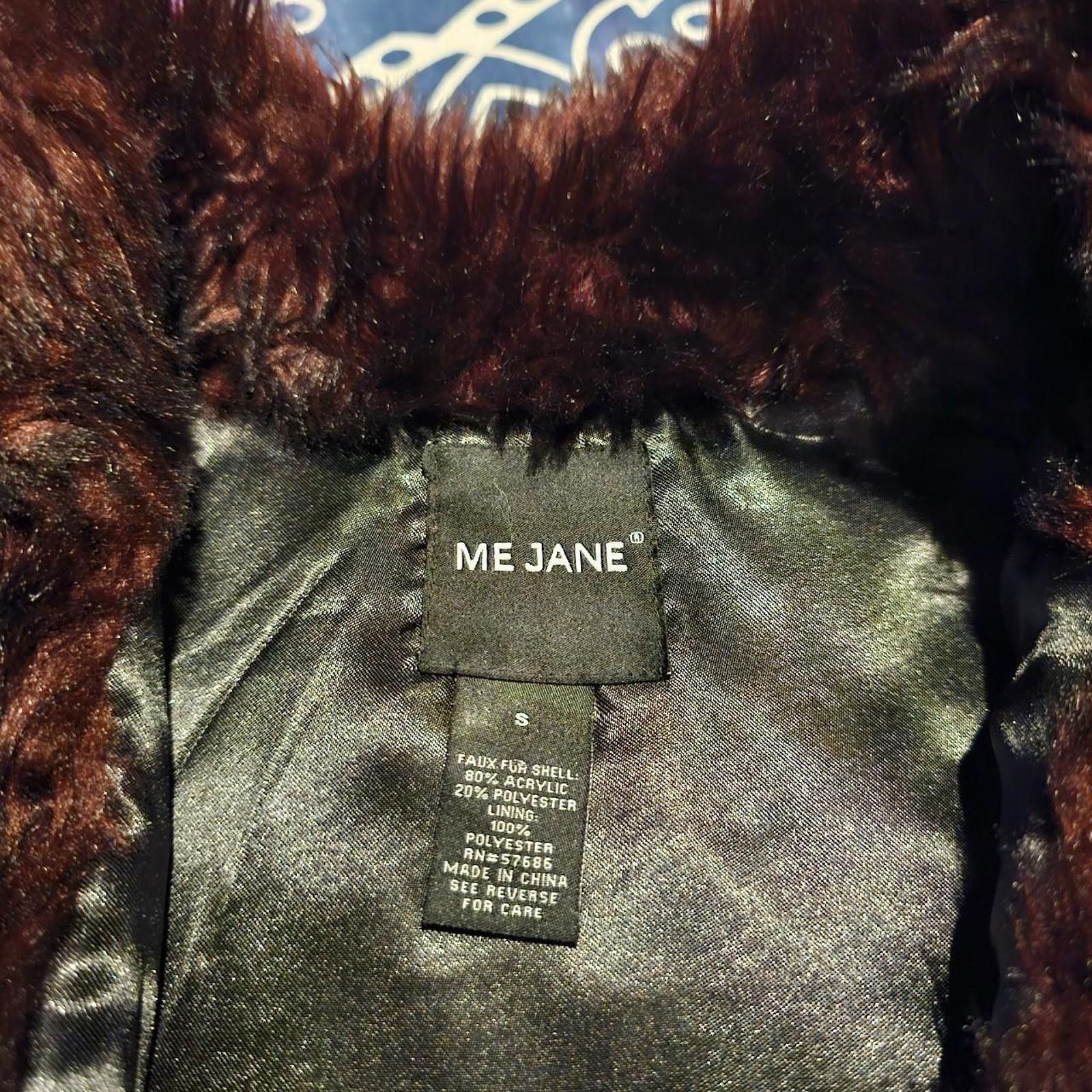 Designer Women's Burgundy Faux Fur Vest Size S / US 4 / IT 40 - 3 Thumbnail