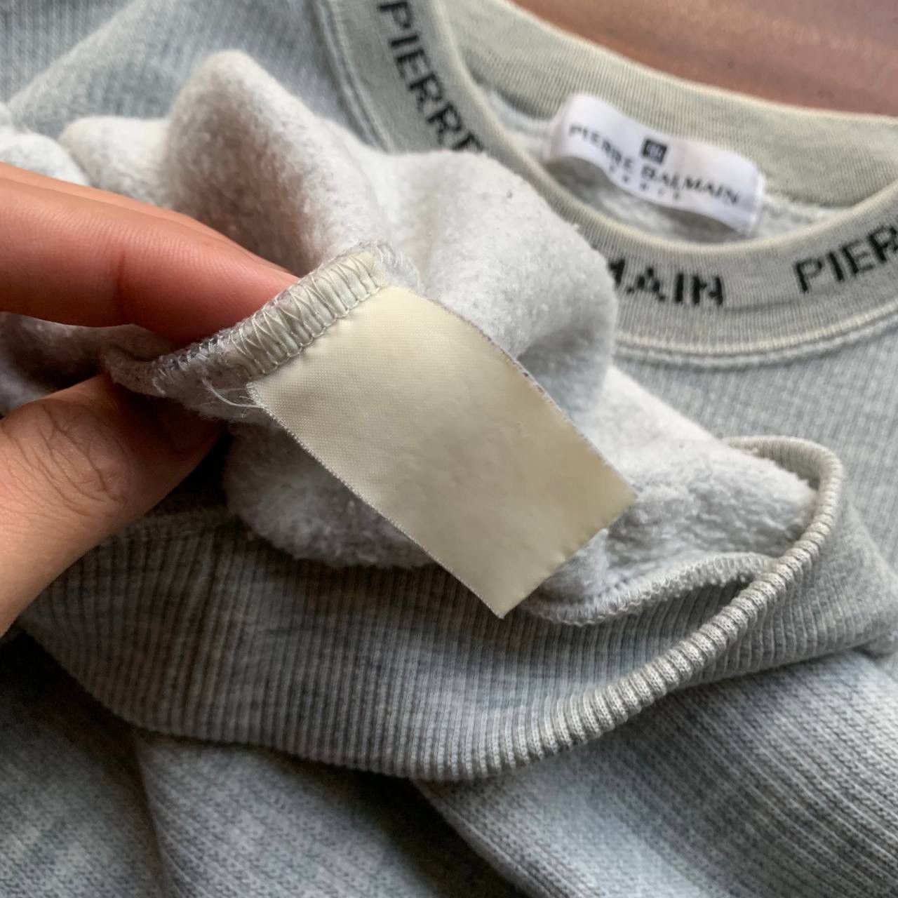 Pierre Balmain Vintage Pierre Balmain Crewneck Light Grey Sweatshirt Size US M / EU 48-50 / 2 - 6 Thumbnail