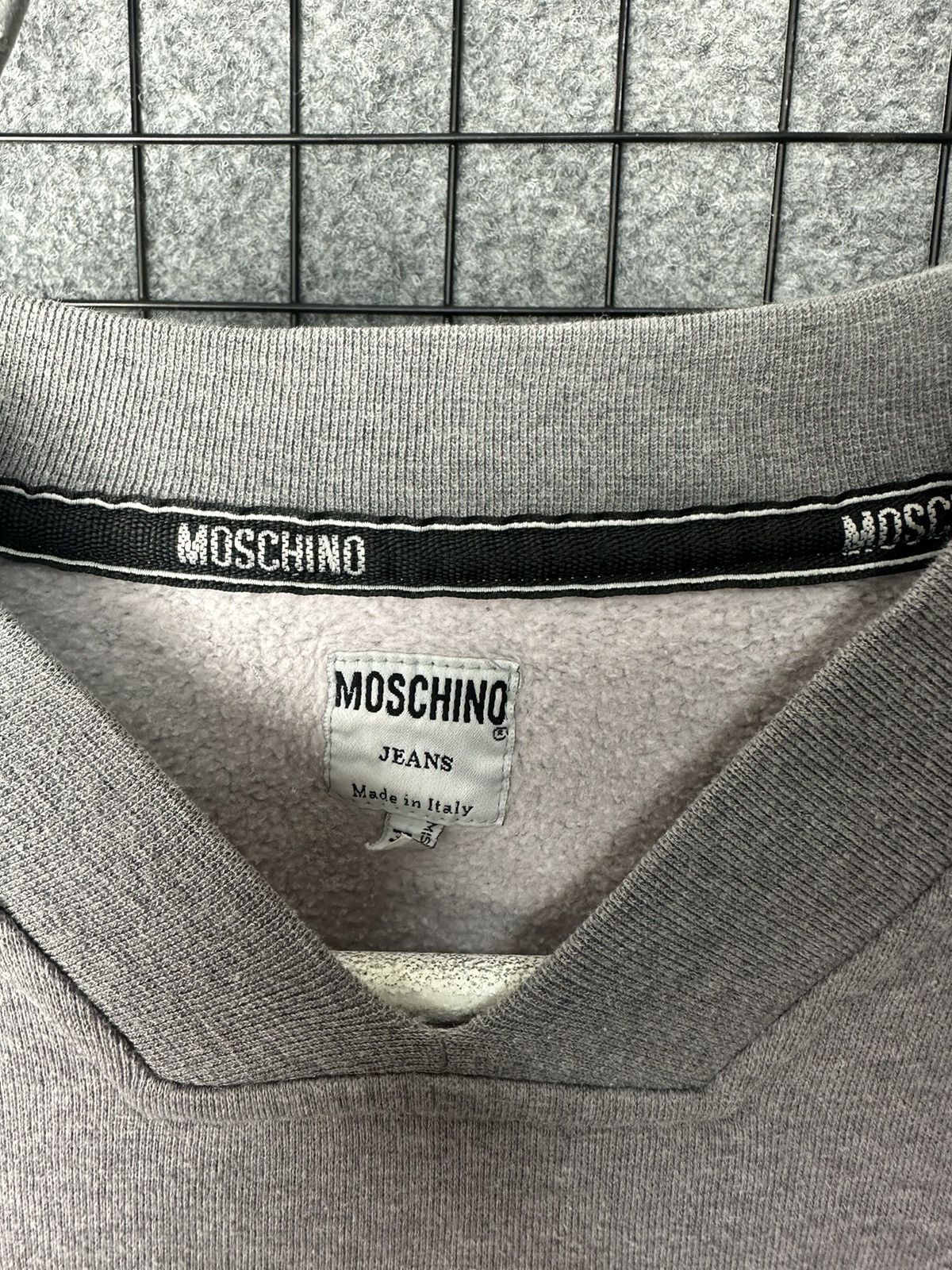 Moschino Moschino Jeans Vintage Cotton V Neck Sweatshirt Size M Size M / US 6-8 / IT 42-44 - 3 Thumbnail