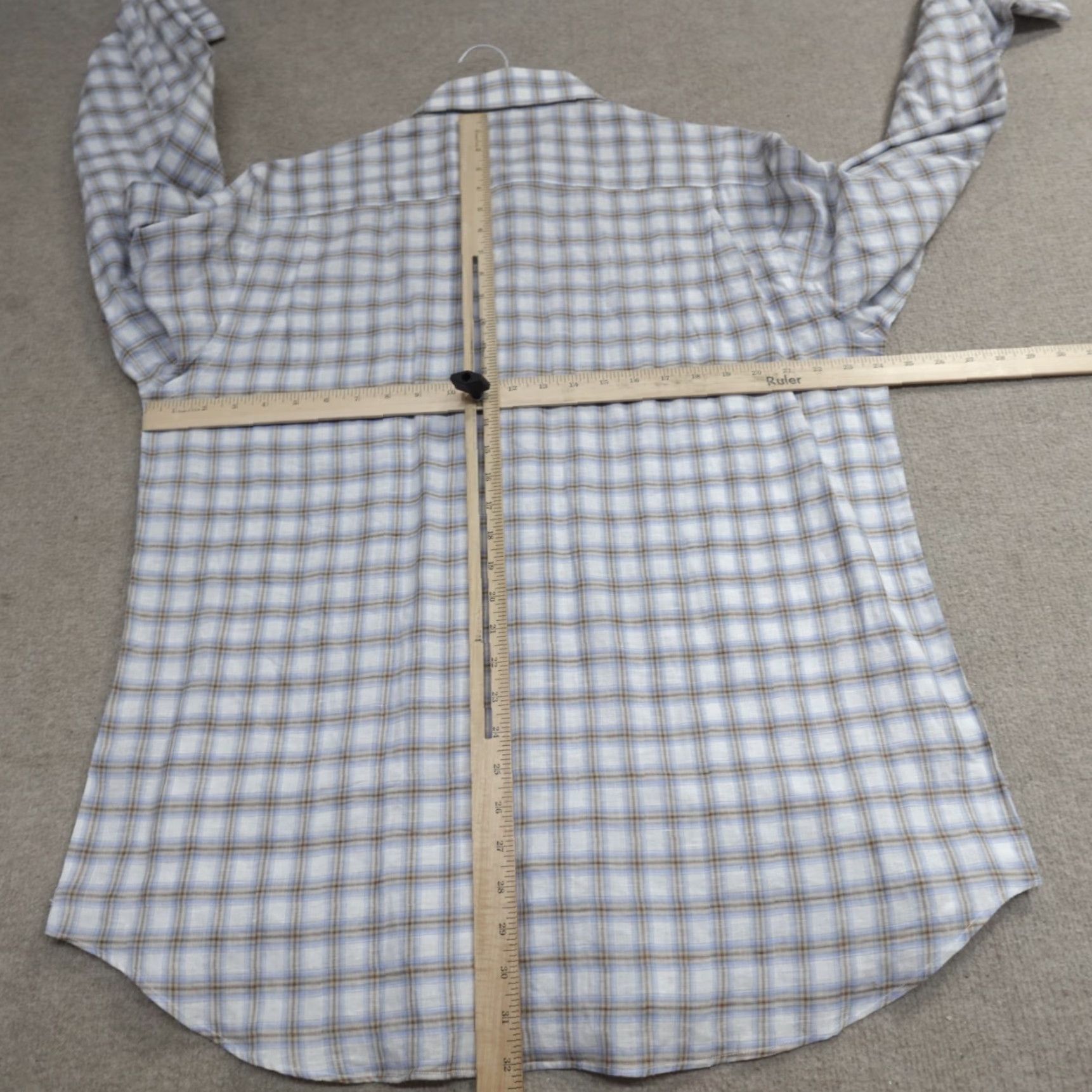 Neiman Marcus VINTAGE? Neiman Marcus Shirt XL Gray Plaid Long Sleeve Linen Blend Shirt, Button-Up, Pockets, Neiman Marcus, Men, Regular Fit Size US XL / EU 56 / 4 - 4 Thumbnail