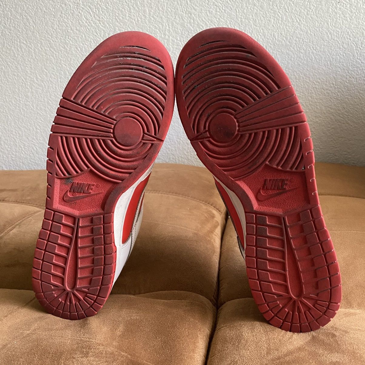 Nike Nike Dunk Low Championship Red Size US 9 / EU 42 - 5 Thumbnail