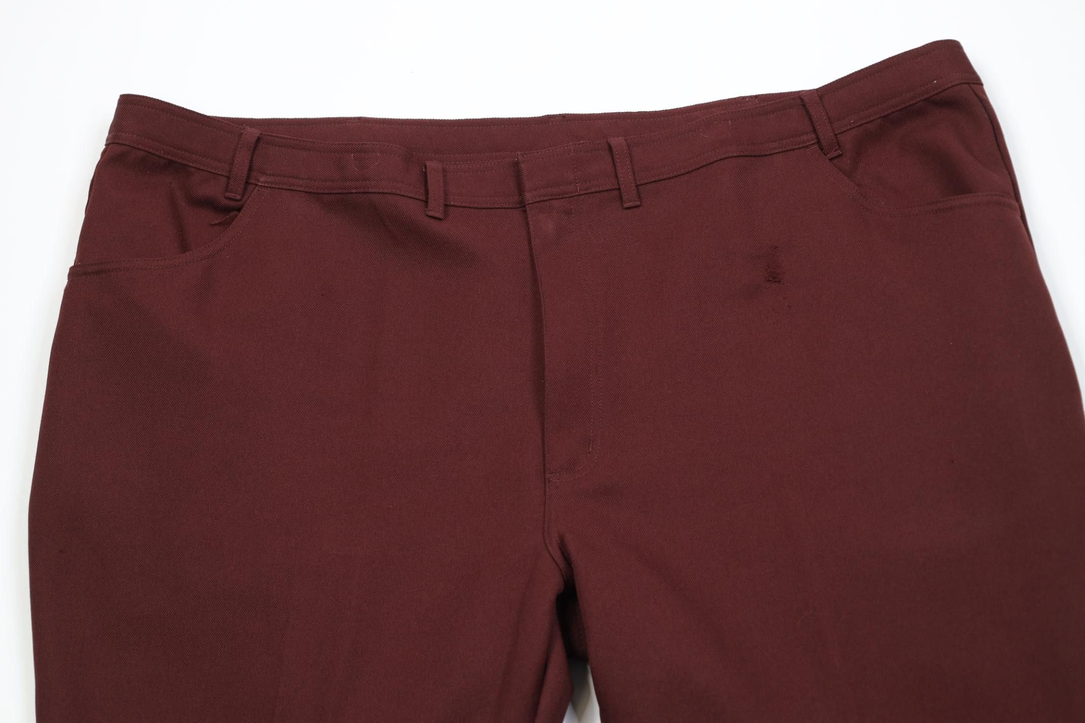 Vintage Vintage 90s Streetwear Wide Leg Chino Pants Burgundy Red Size US 44 / EU 60 - 2 Thumbnail