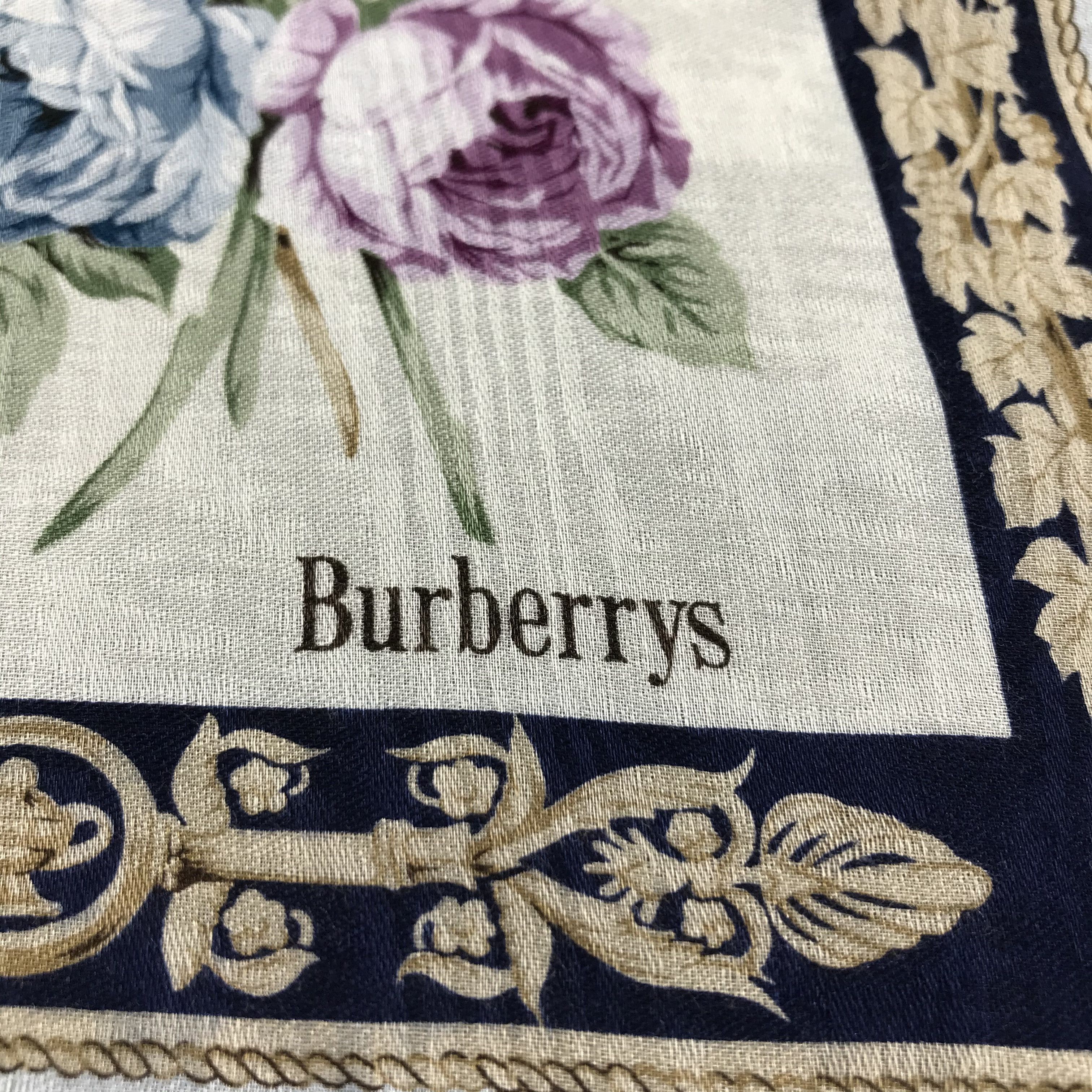 Burberrys Floral Handkerchief Neckerchief Bandana H445