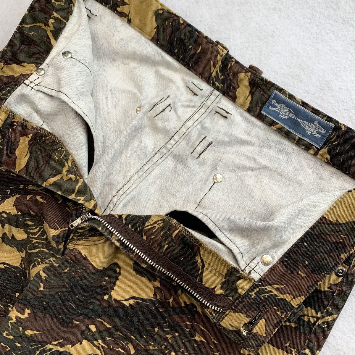 20471120 20471120 "Dragon & Tiger" Camo Carpenter Pants Size US 30 / EU 46 - 6 Thumbnail