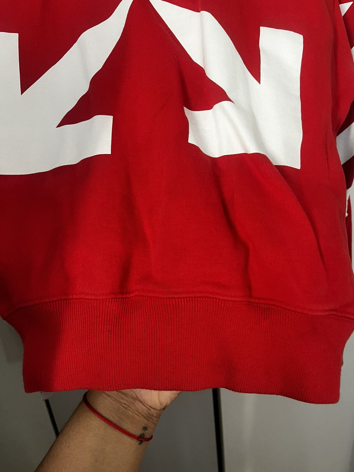 Off-White Off-White Mona Lisa White Diagonal Sleeve Hoodie Size S / US 4 / IT 40 - 16 Thumbnail