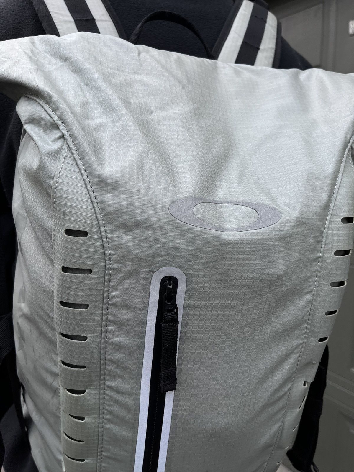 Oakley × Vintage Vintage Oakley Tech Backpack Japan Gropcore Style Y2K Size ONE SIZE - 8 Thumbnail