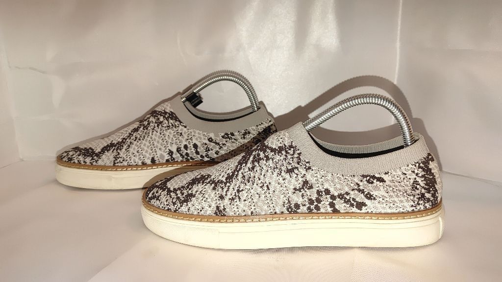 Vince Camuto Vince Camuto Keamalla Slip On Sneaker Size 8 Size US 8 / IT 38 - 3 Thumbnail